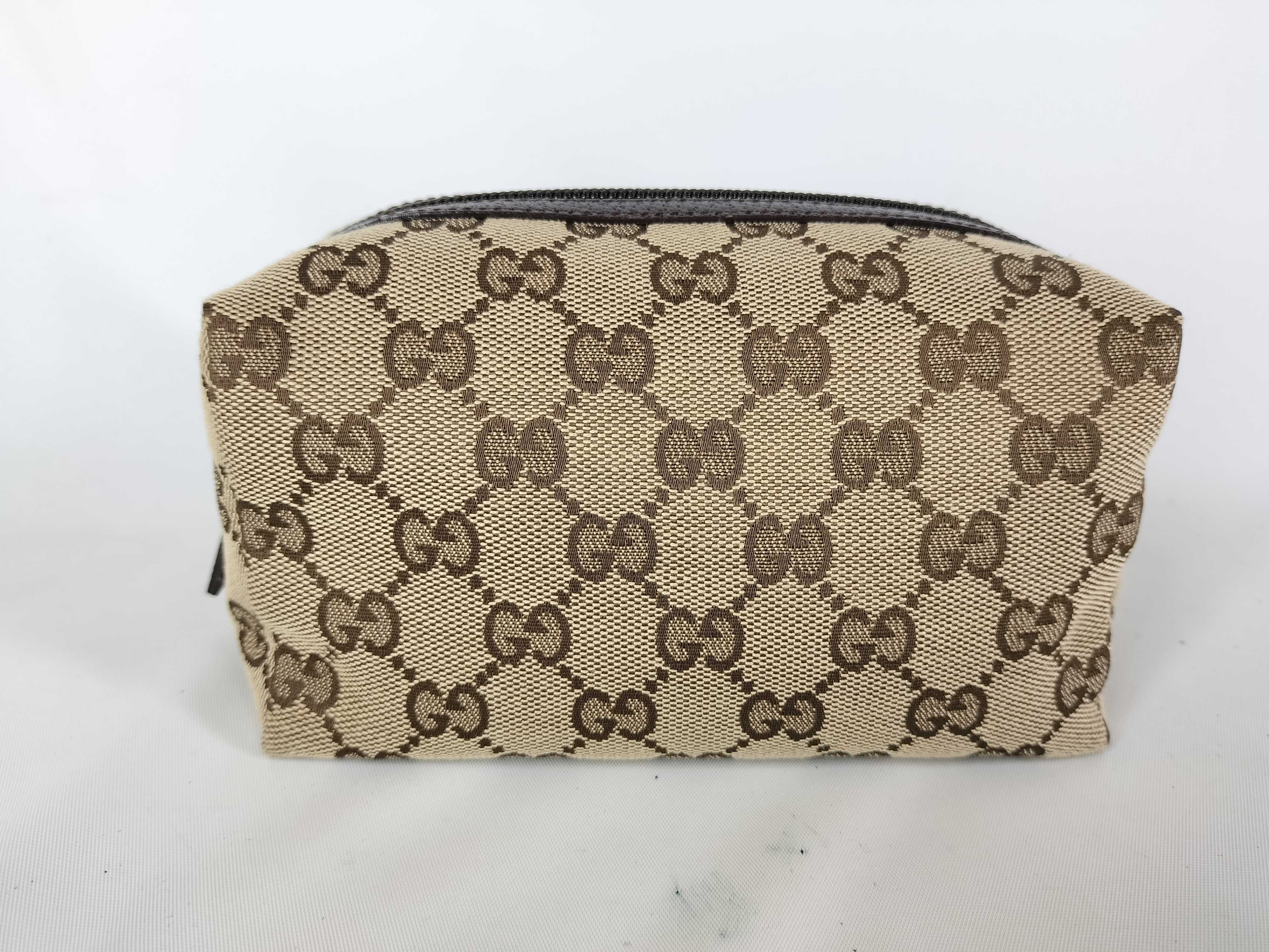 GG 29595 Pouch