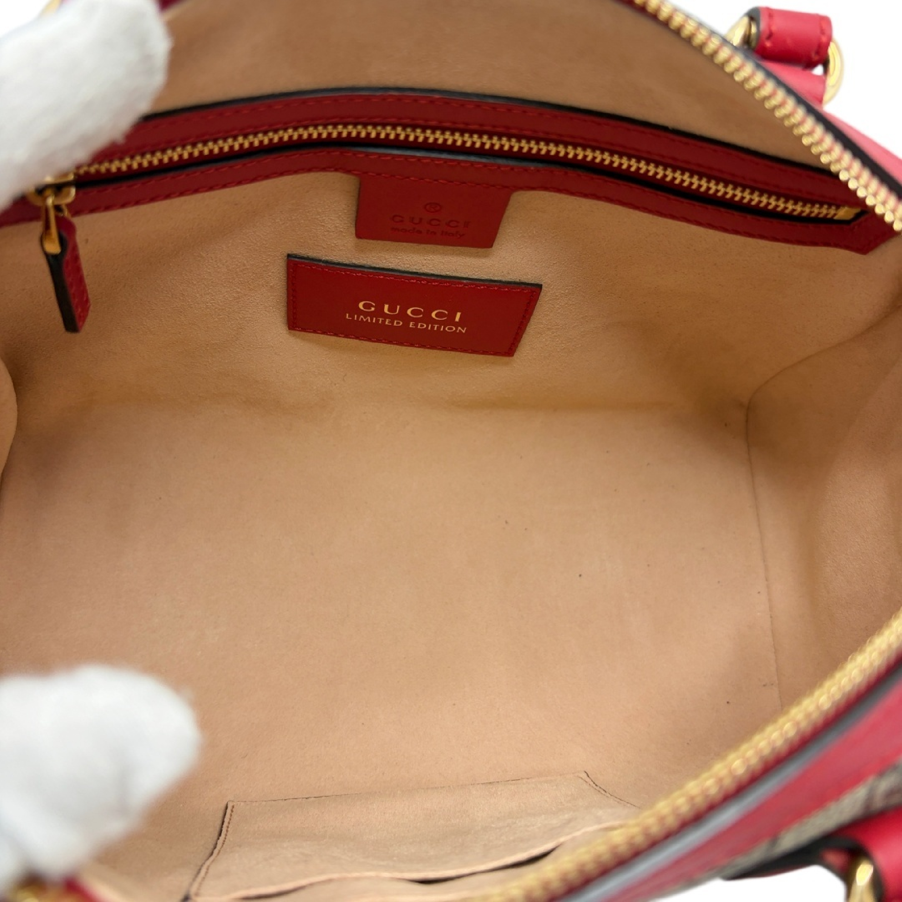 GG Supreme 2-Way Shoulder Bag — view 8