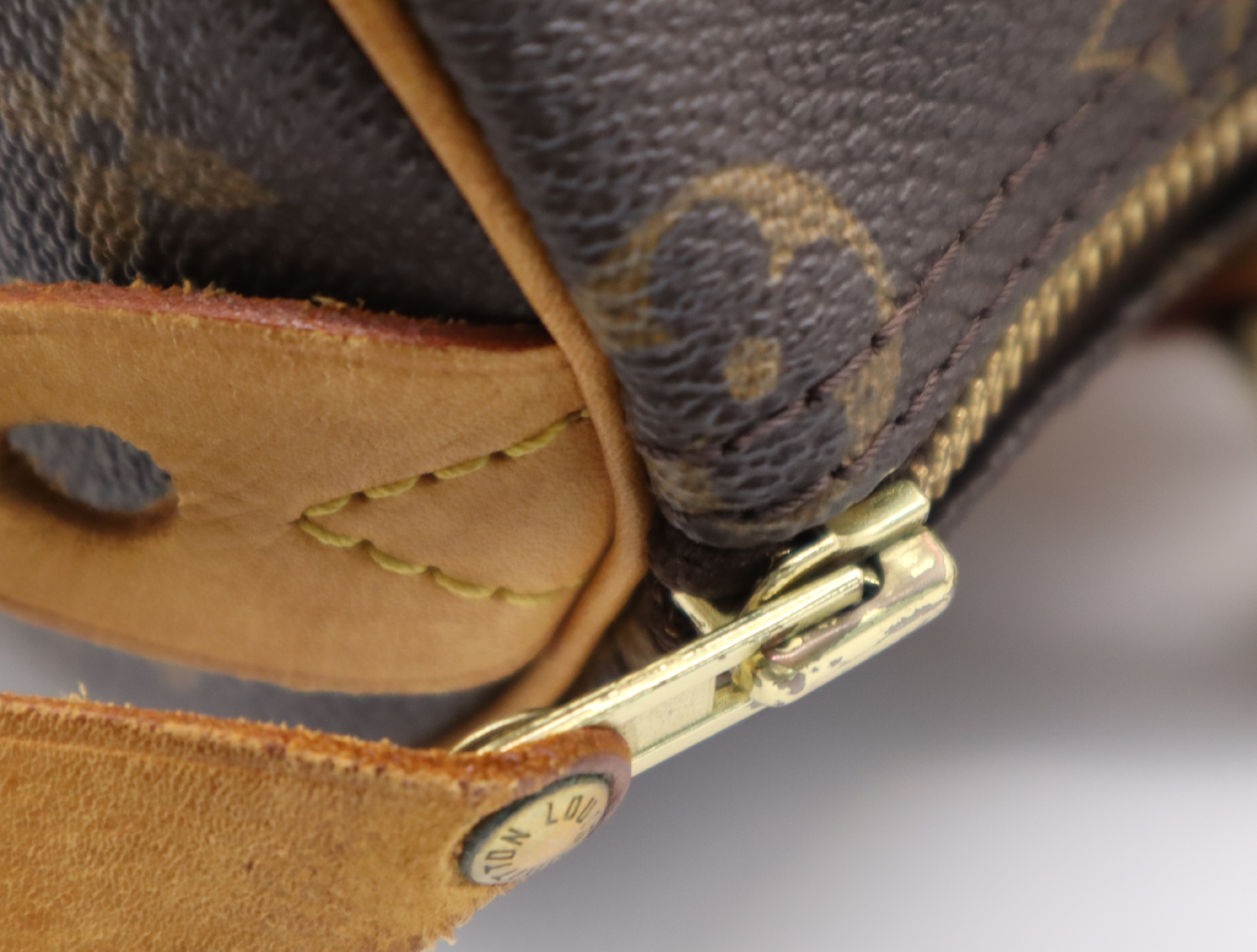 M41528 Monogram Speedy 25 Handbag with Dust Bag and Box — view 8