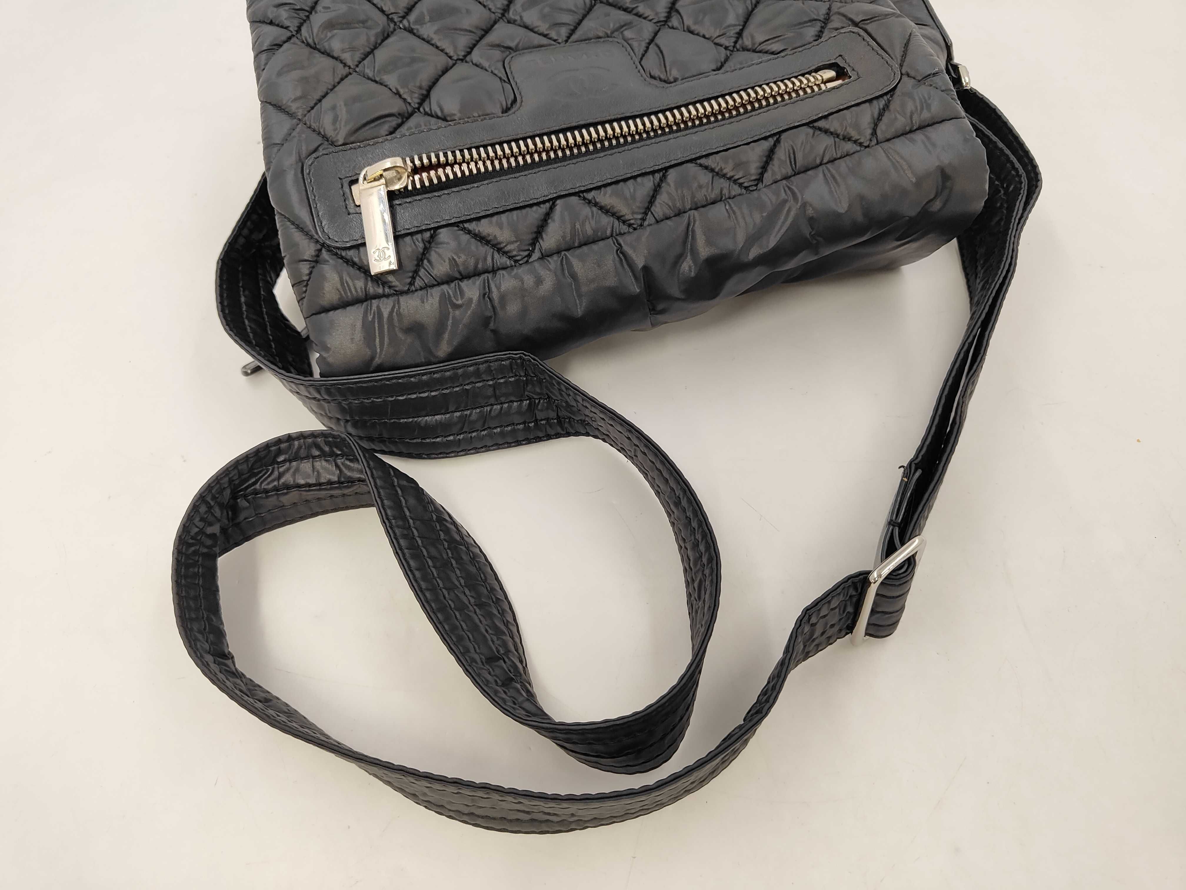 bag, Chanel Coco Cocoon shoulder bag, black shoulder bag — view 5
