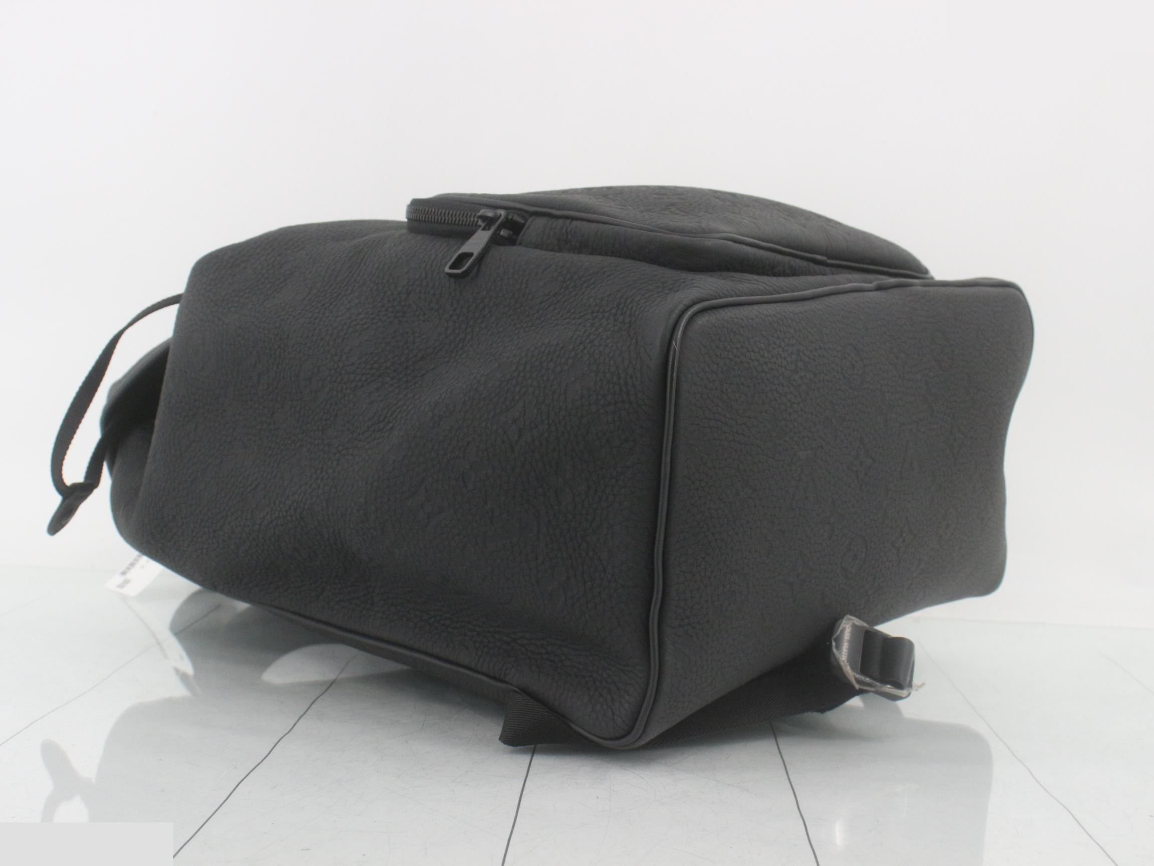 Montsouris Backpack, Embossed, Noir, Empreinte, RFID — view 5