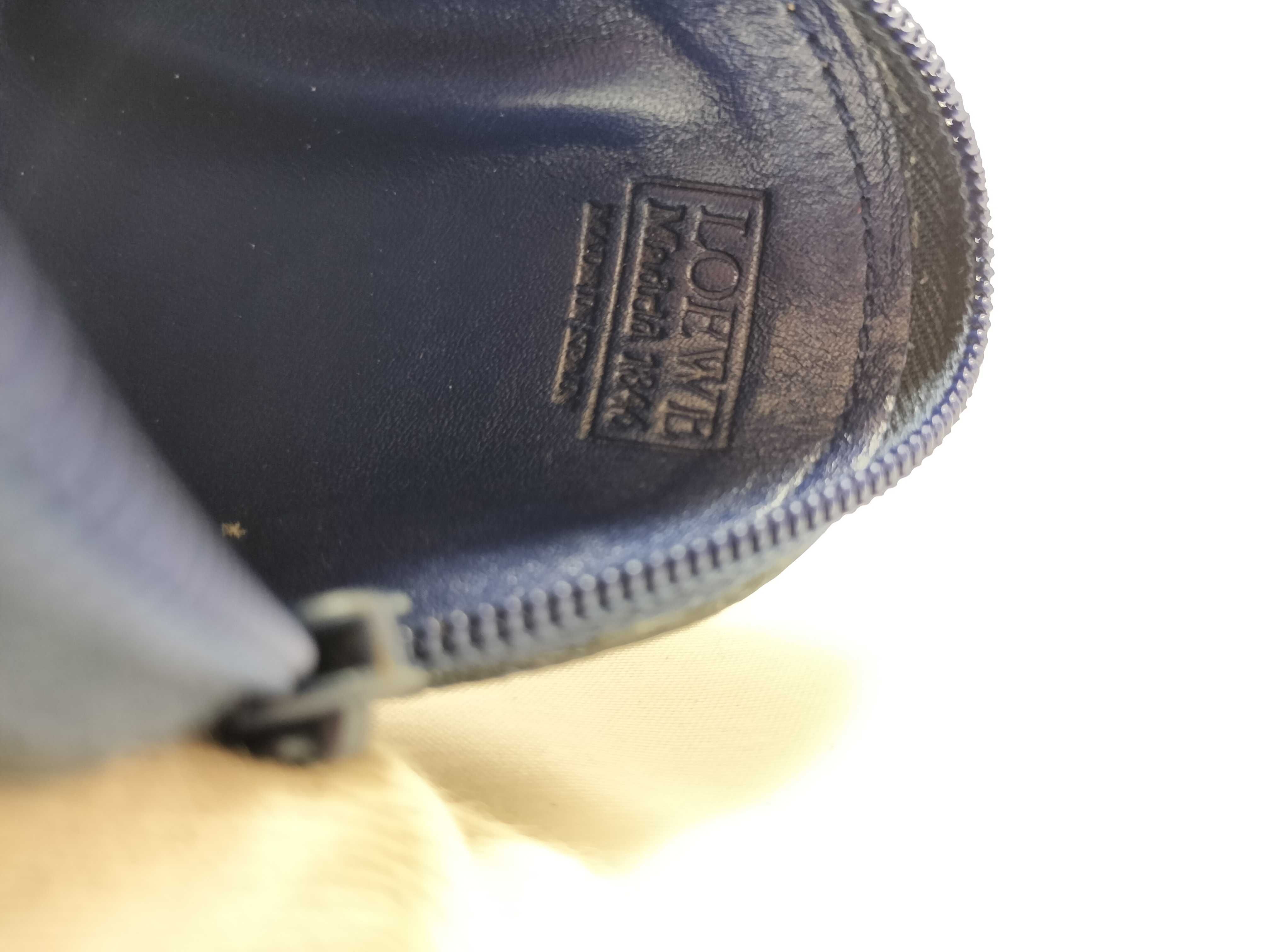coin case — view 8