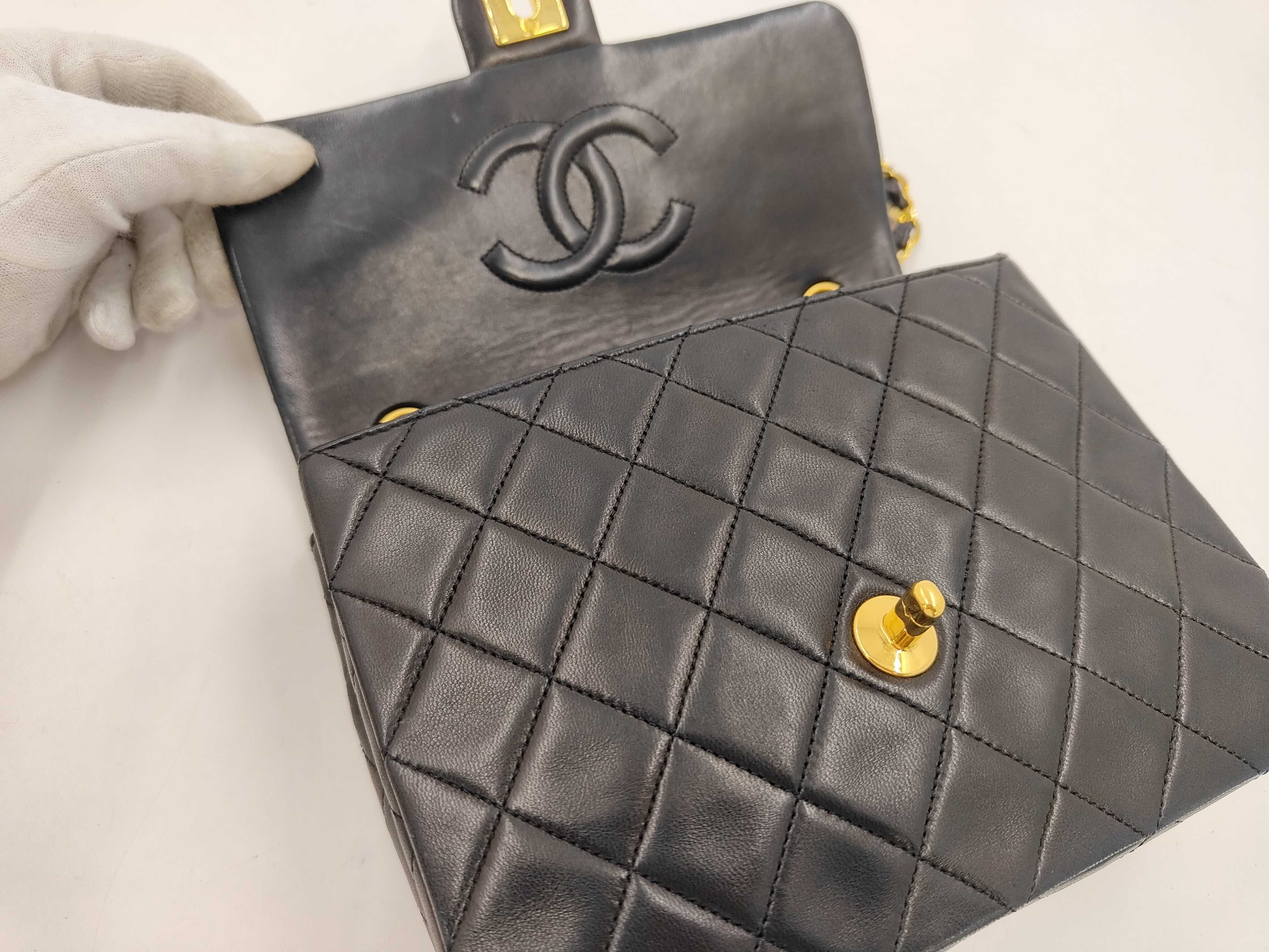 Matelassé 20 Lambskin Shoulder Bag — view 7
