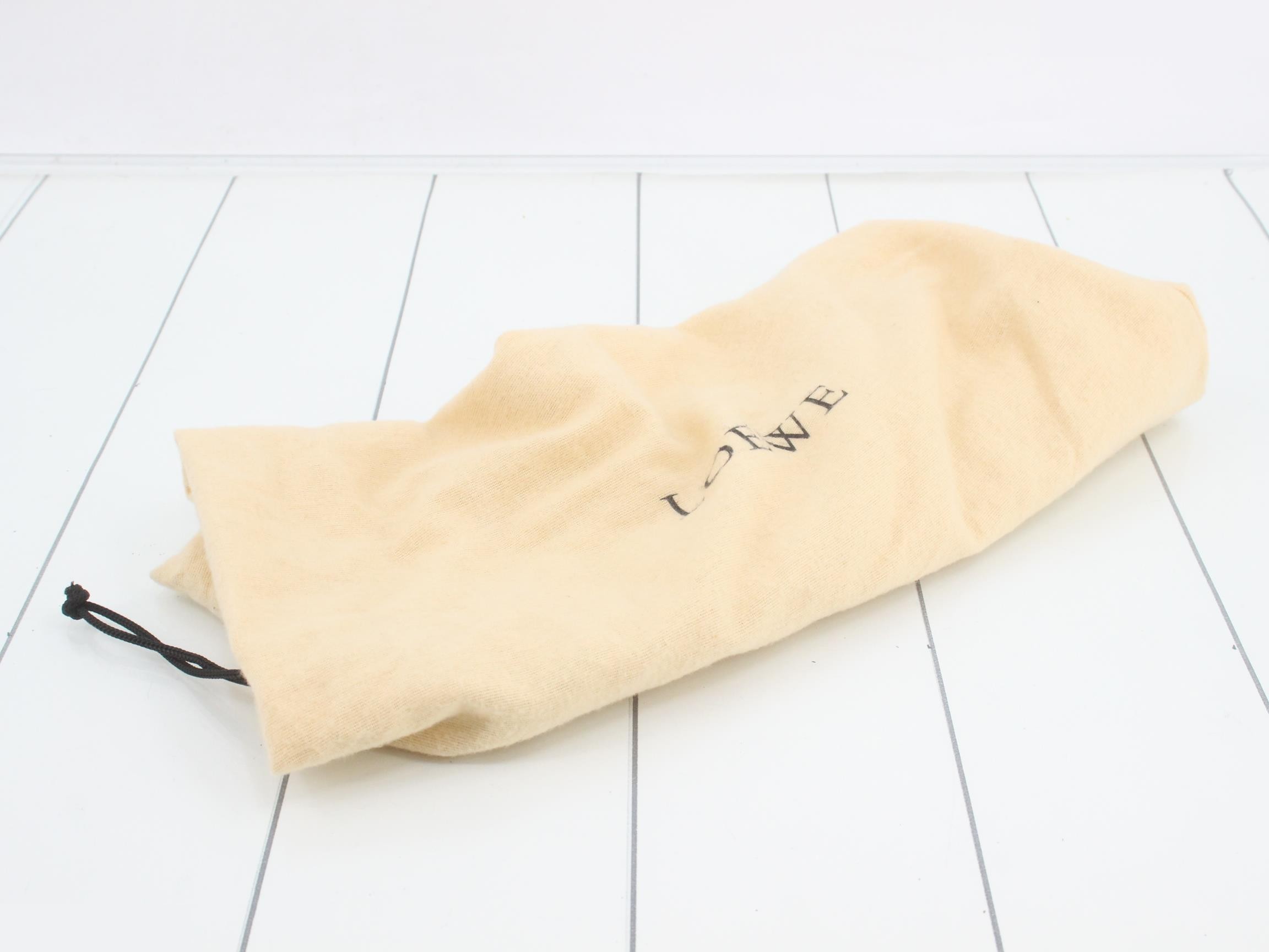 Shopper punching tote bag — view 7