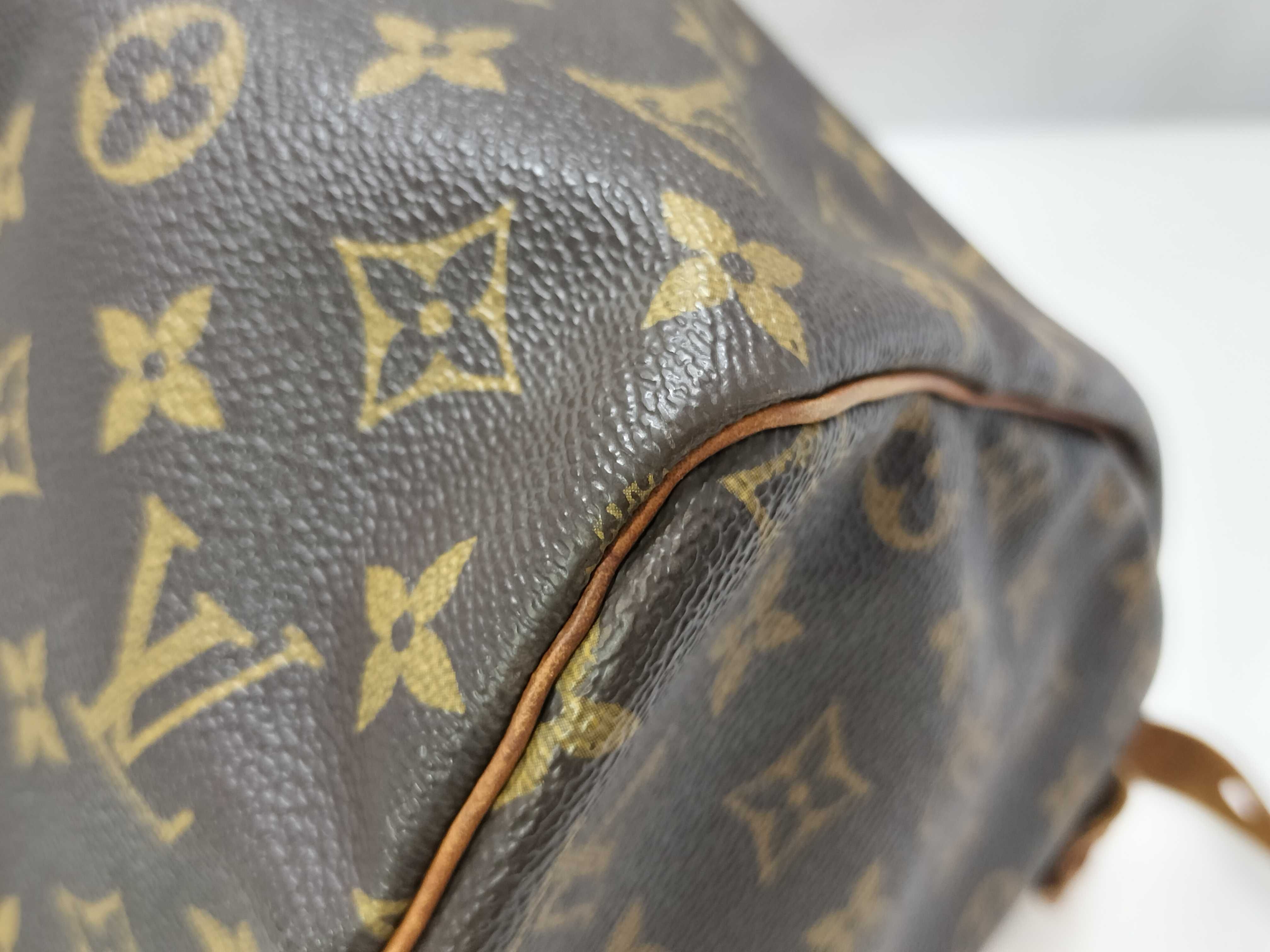 Monogram Louis Vuitton Speedy 30 Handbag — view 7
