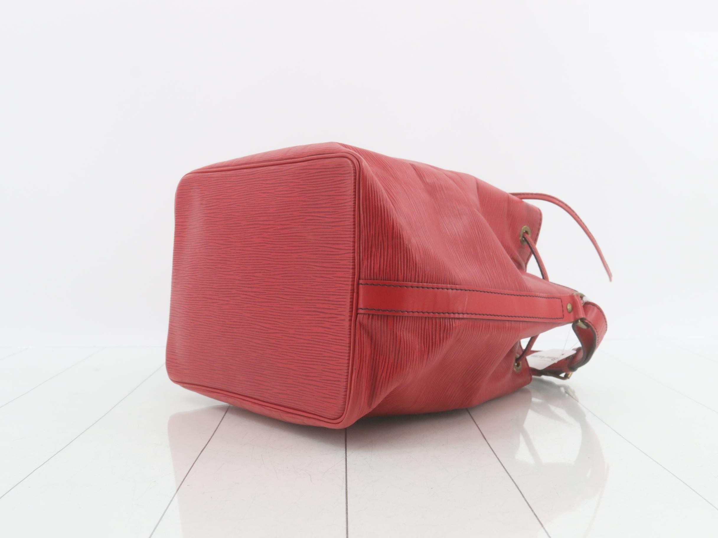 Epi Petit Noé Castilian Red Shoulder Bag — view 6