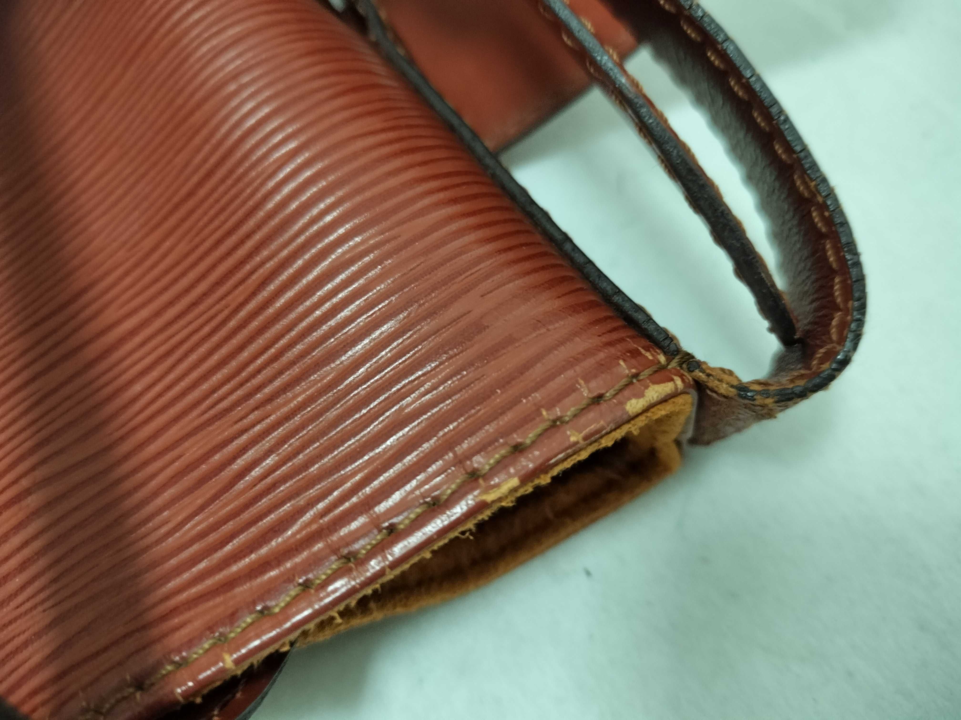 Epi Leather Sac Depaule Shoulder Bag — view 15