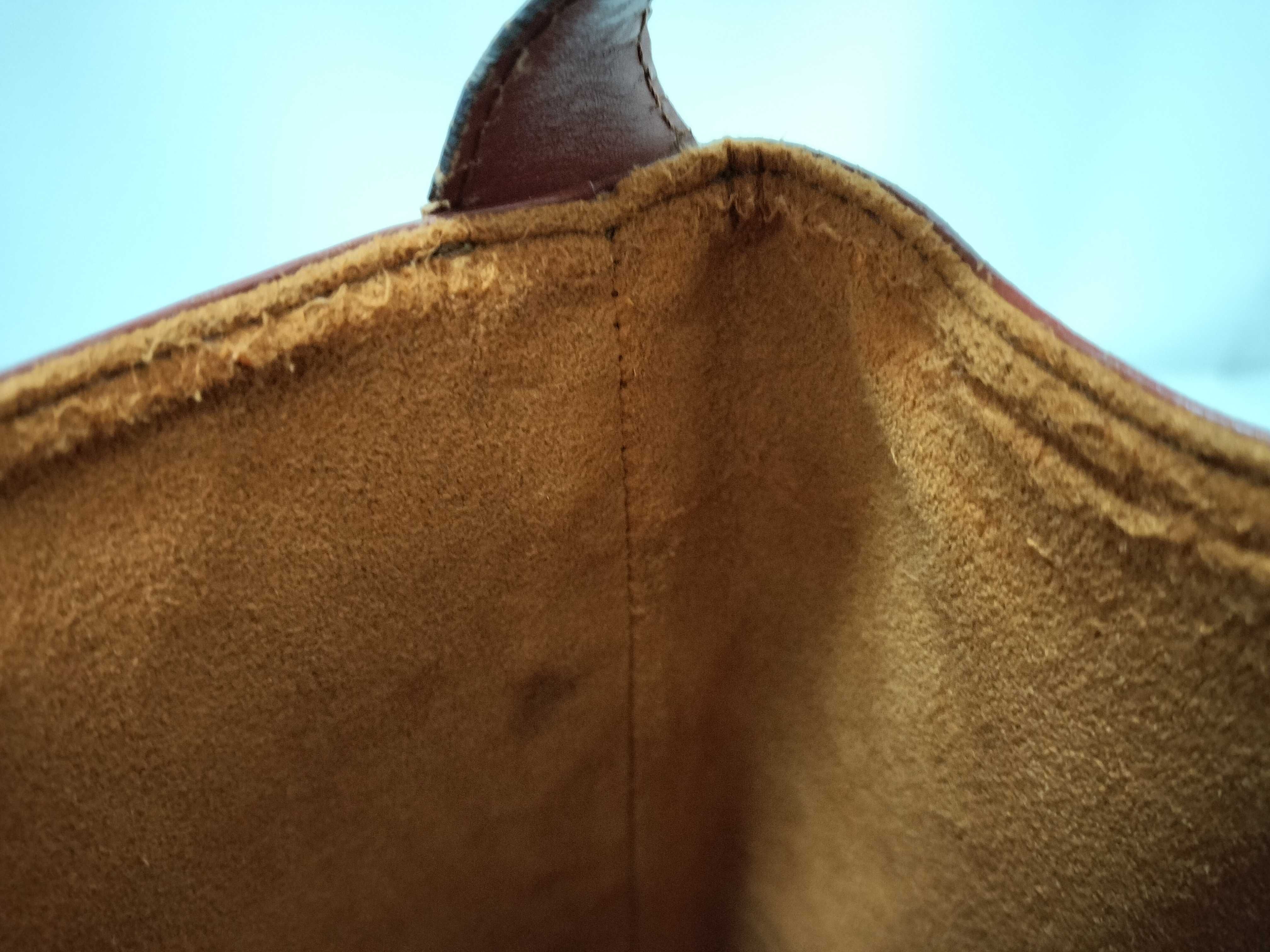 Epi Leather Sac Depaule Shoulder Bag — view 8