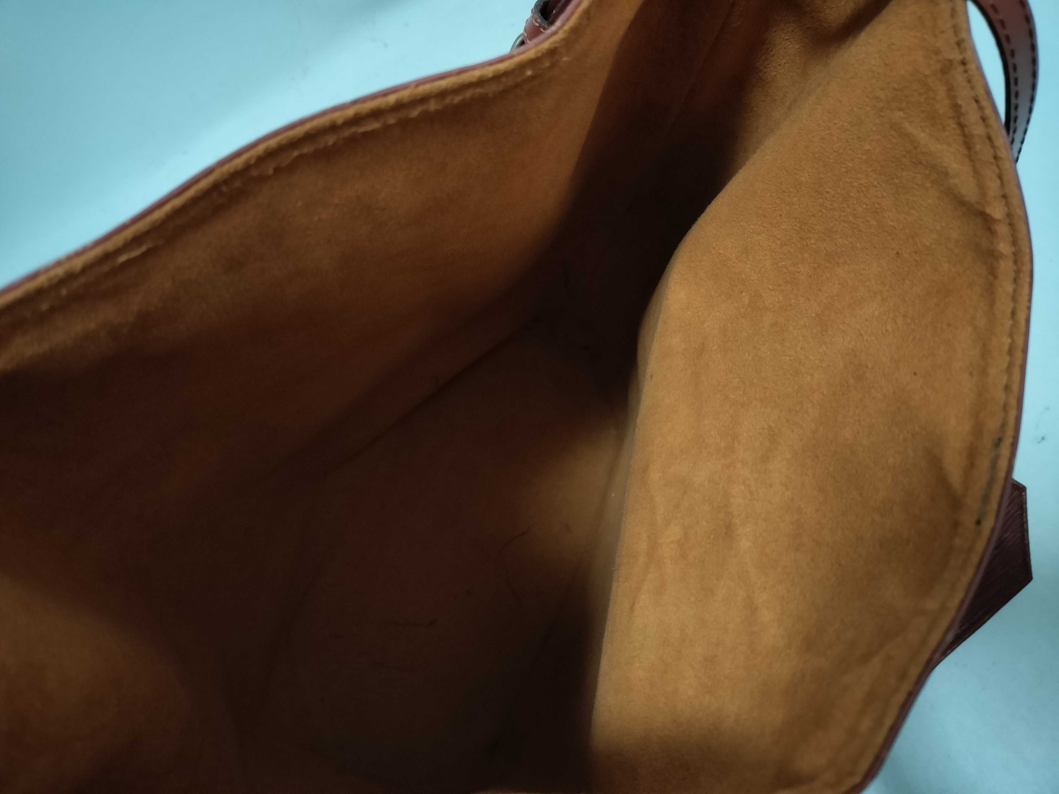Epi Leather Sac Depaule Shoulder Bag — view 9