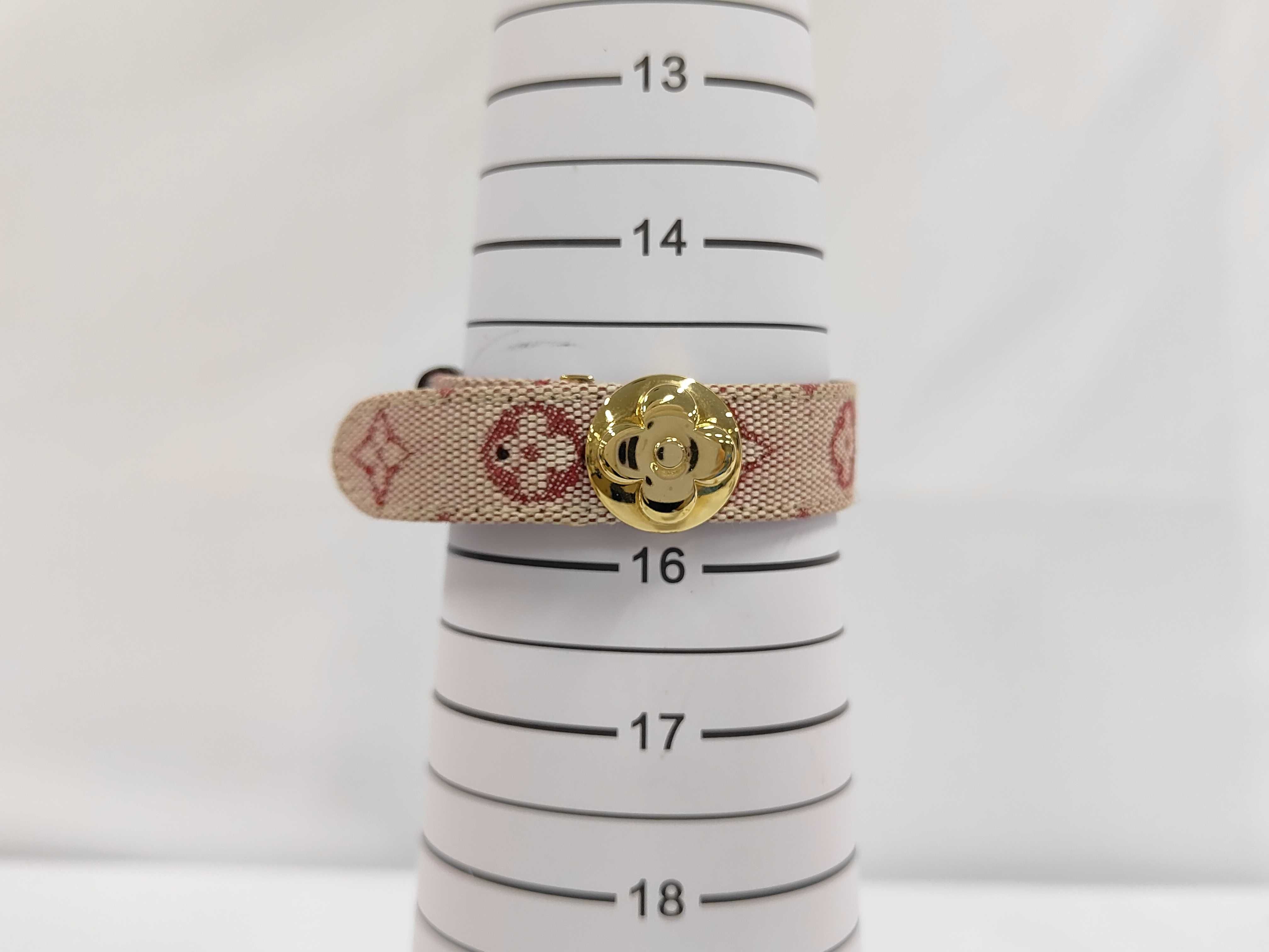 Monogram Mini / Good Luck Bracelet / M64459 / SN0012 / Bangle Bracelet — view 6