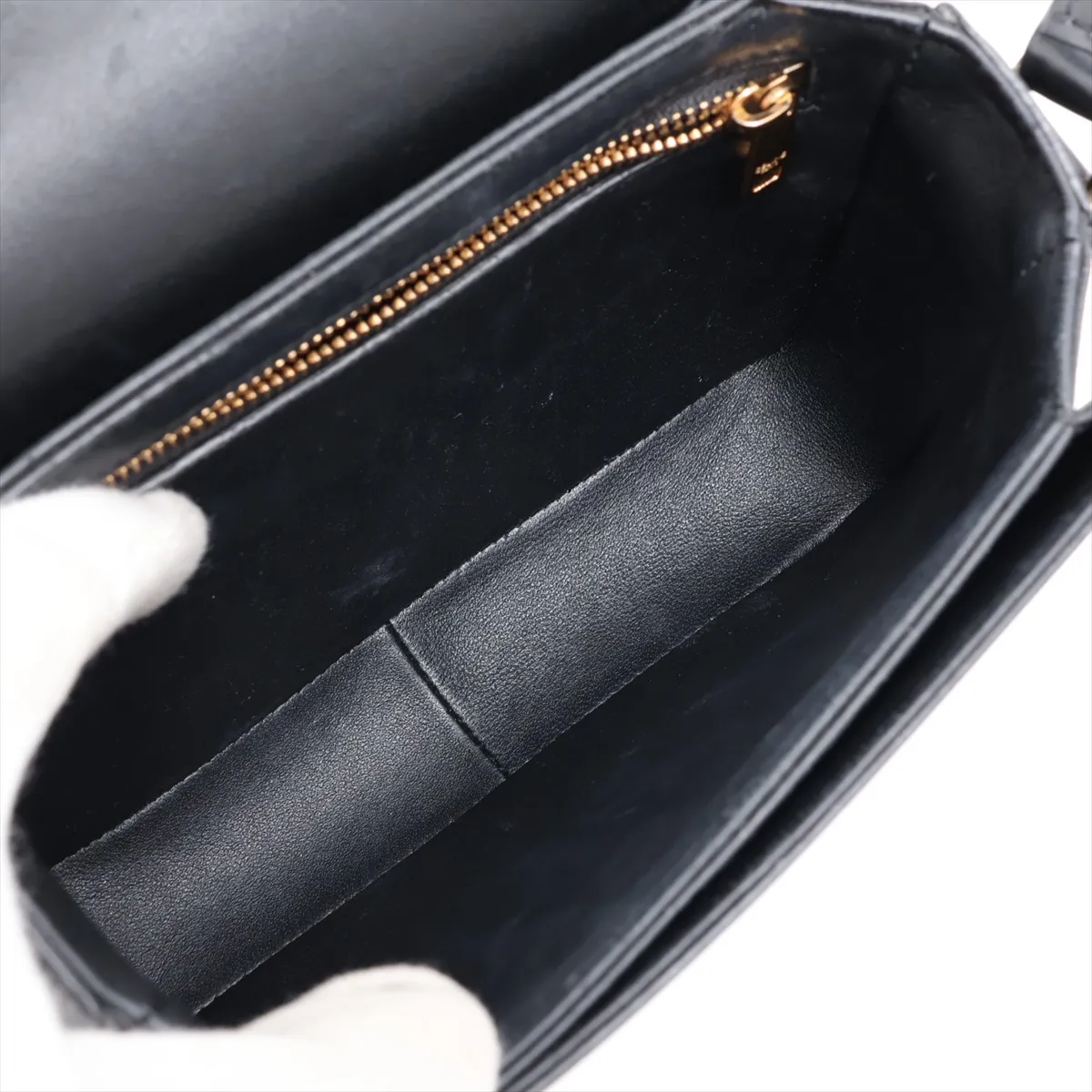 Triomphe Teen Leather Shoulder Bag, Black — view 6