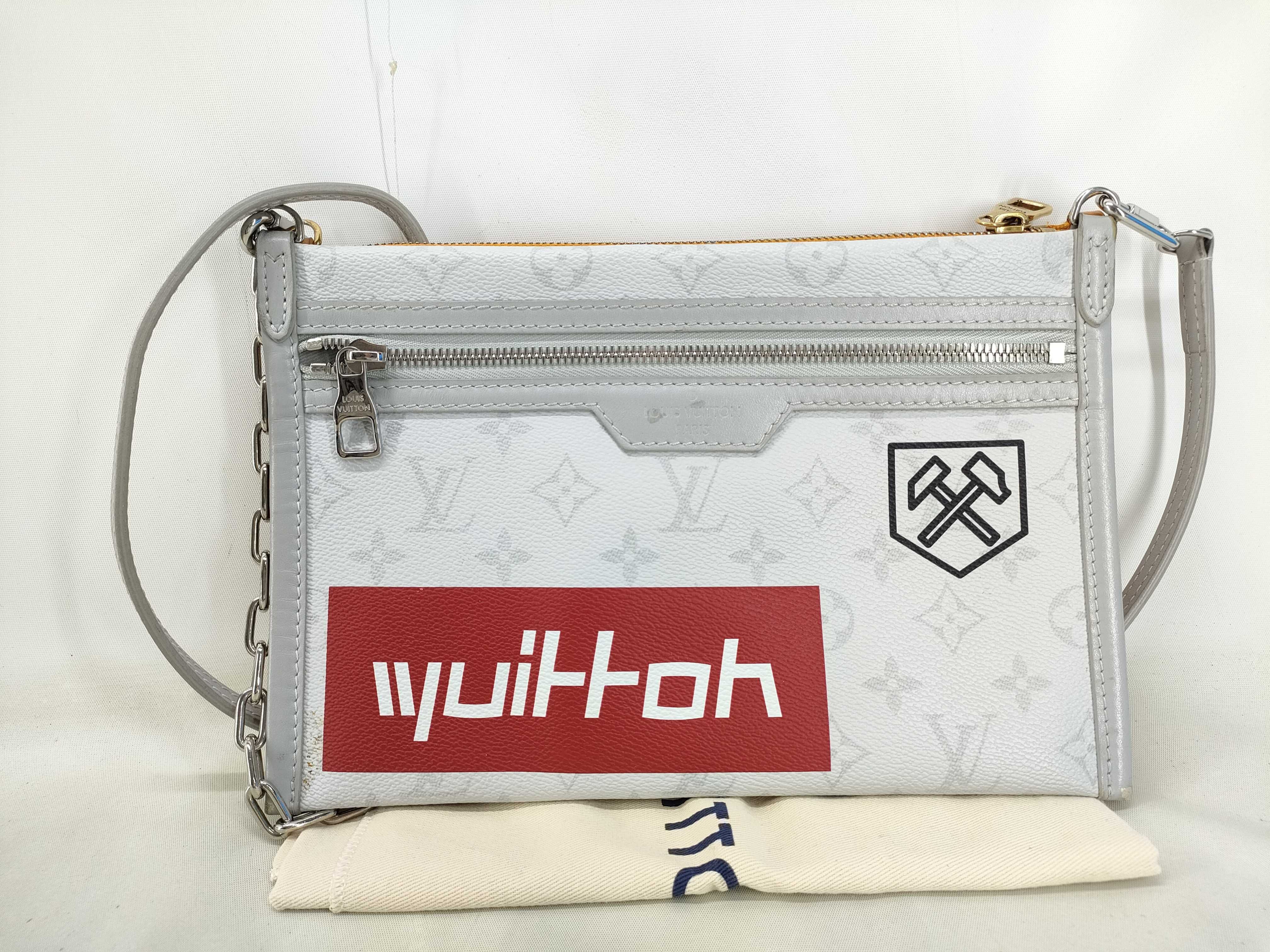 Monogram Flat Messenger M44640 Shoulder Bag (RFID detected, includes dust bag)