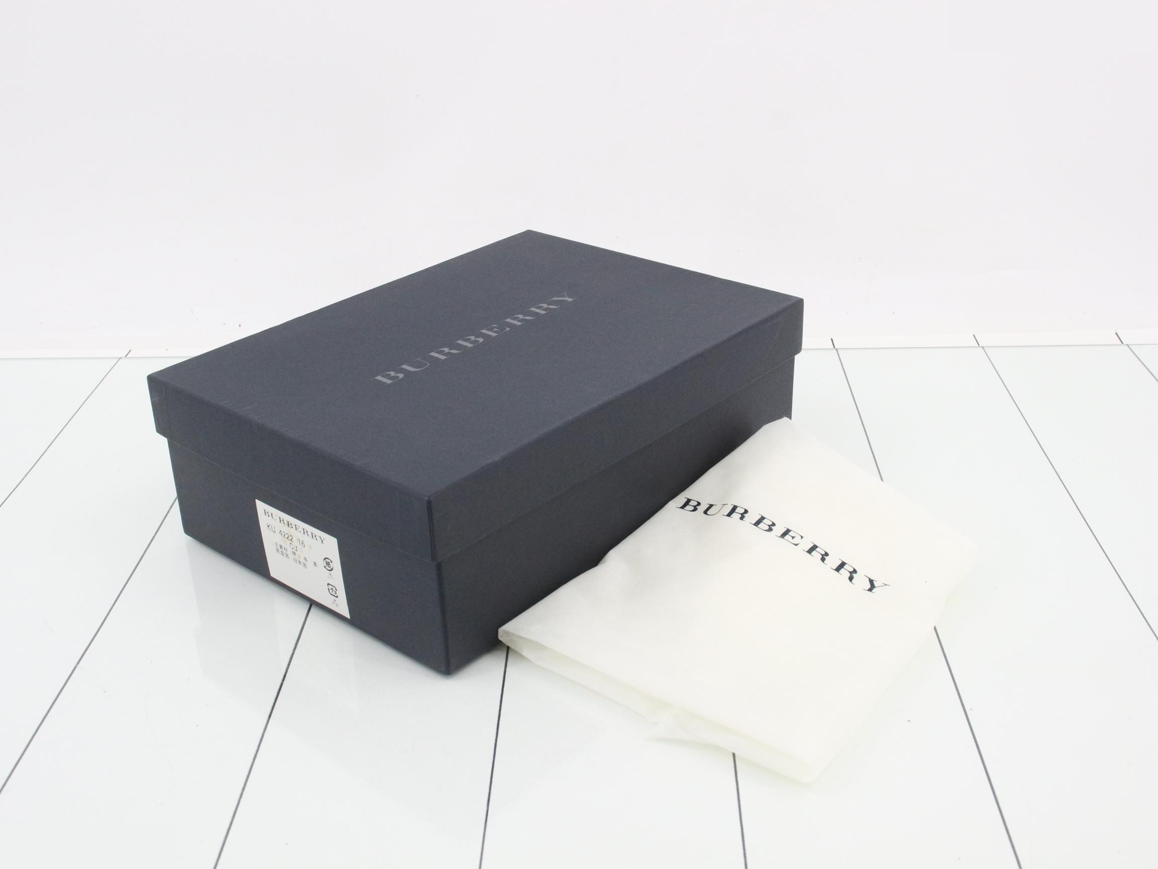 Nova Check Shoulder Bag — view 7