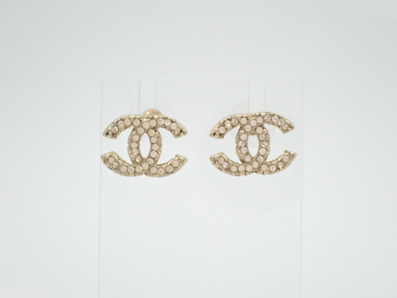 Earrings A13C