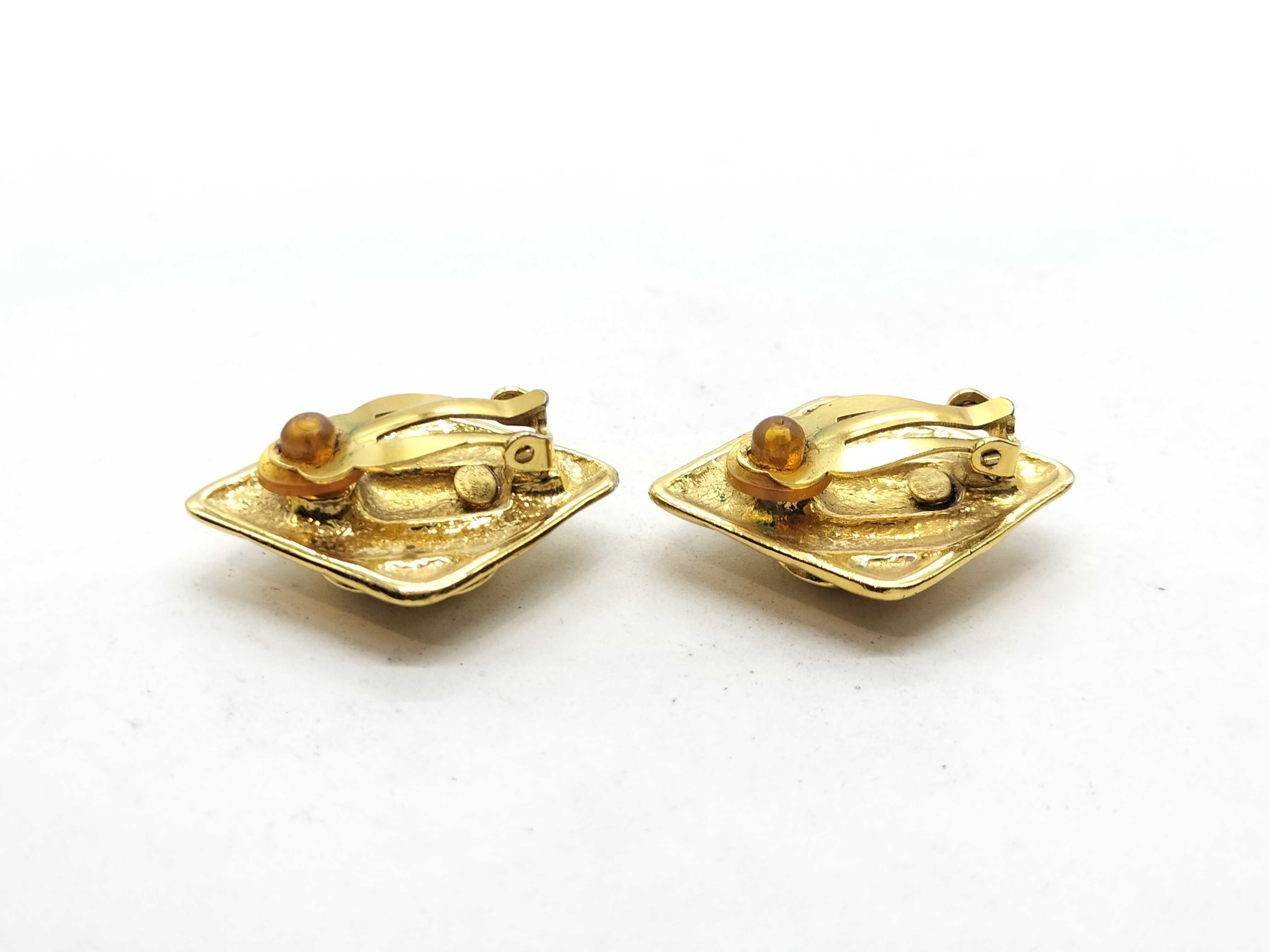 97P Coco Mark Earrings — view 4
