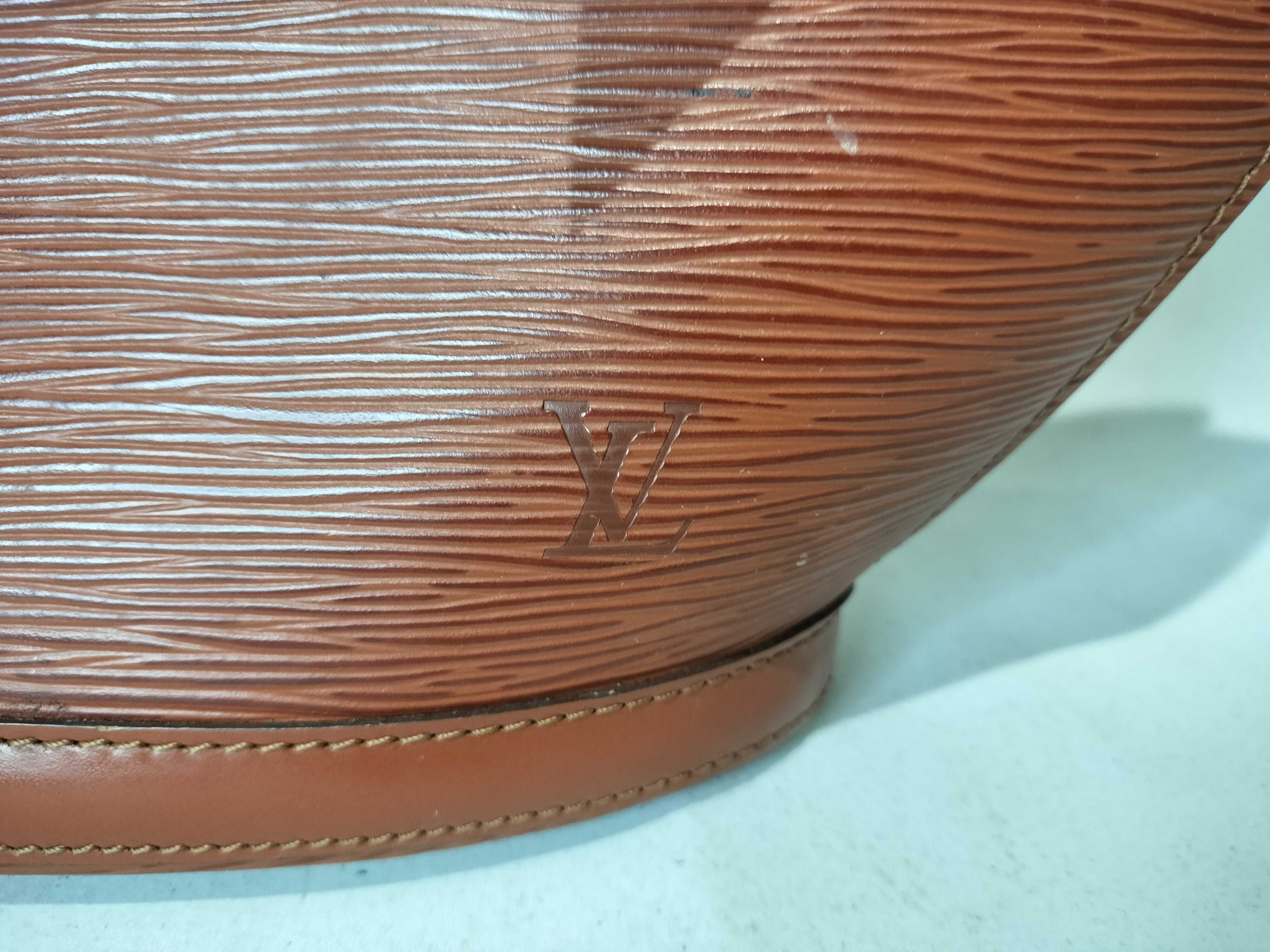 Epi Saint Jacques Handbag — view 2