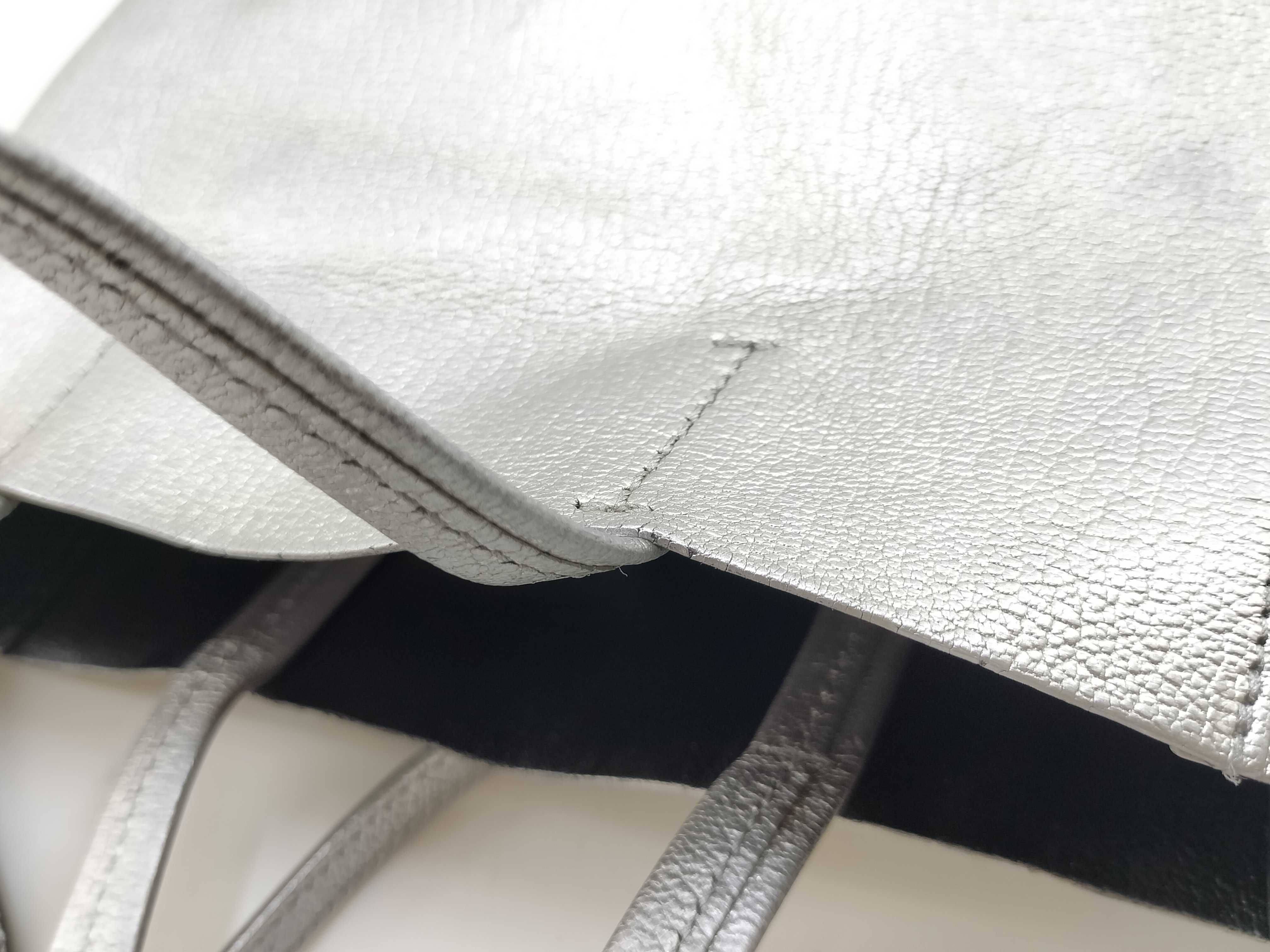 Cabas Leather Tote Bag (Serial Handbag) — view 8