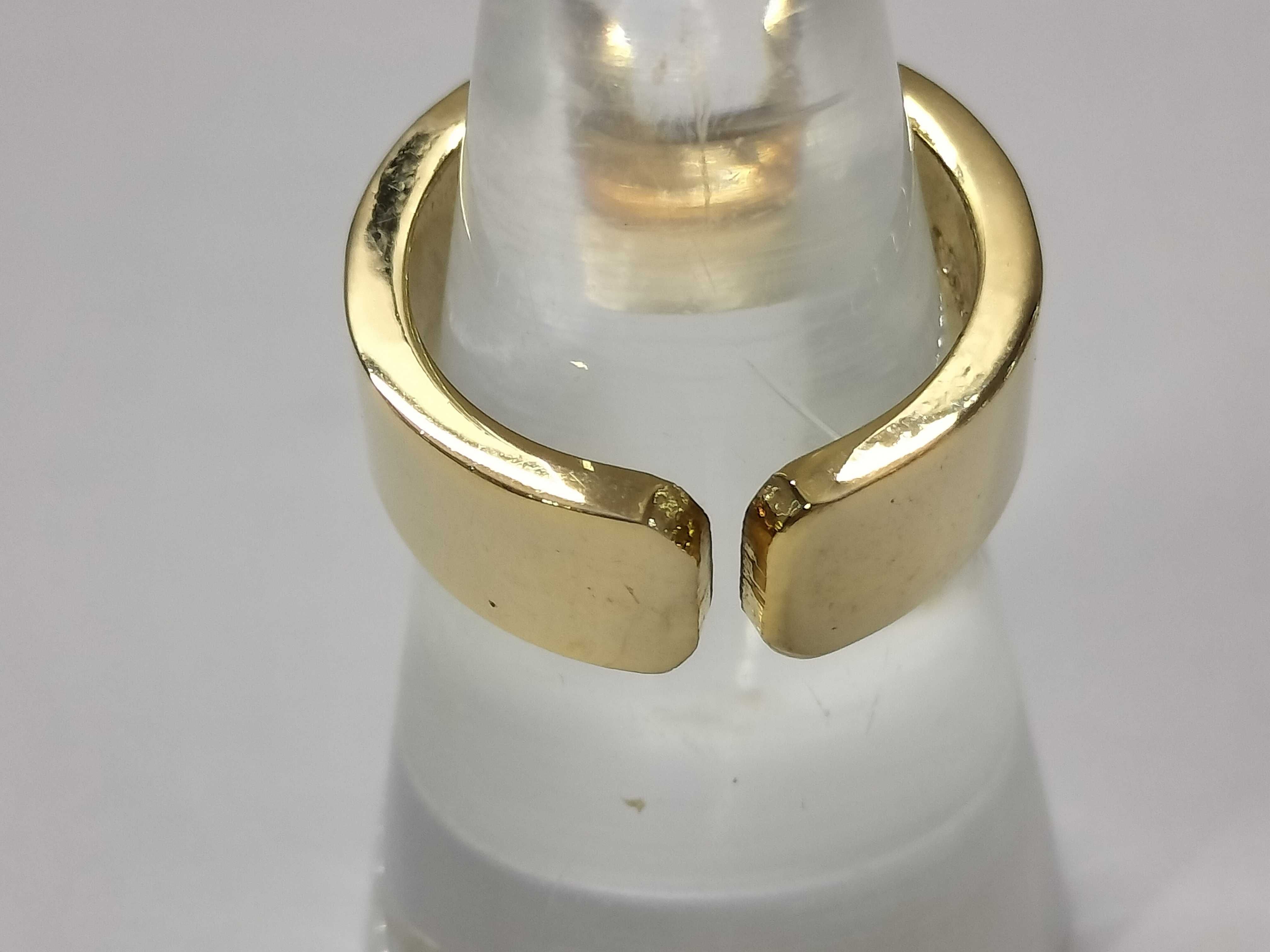 Gold Metal Ring, Size 12 — view 4