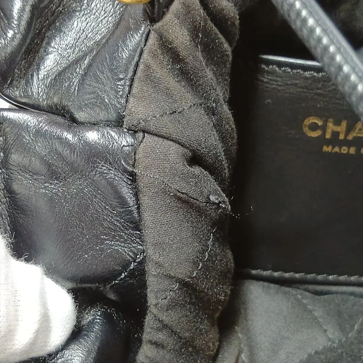 22 Mini Shiny Calfskin 2-Way Shoulder Bag Black Gold Hardware UXX5H0N7 Random Plate AS3980 — view 13