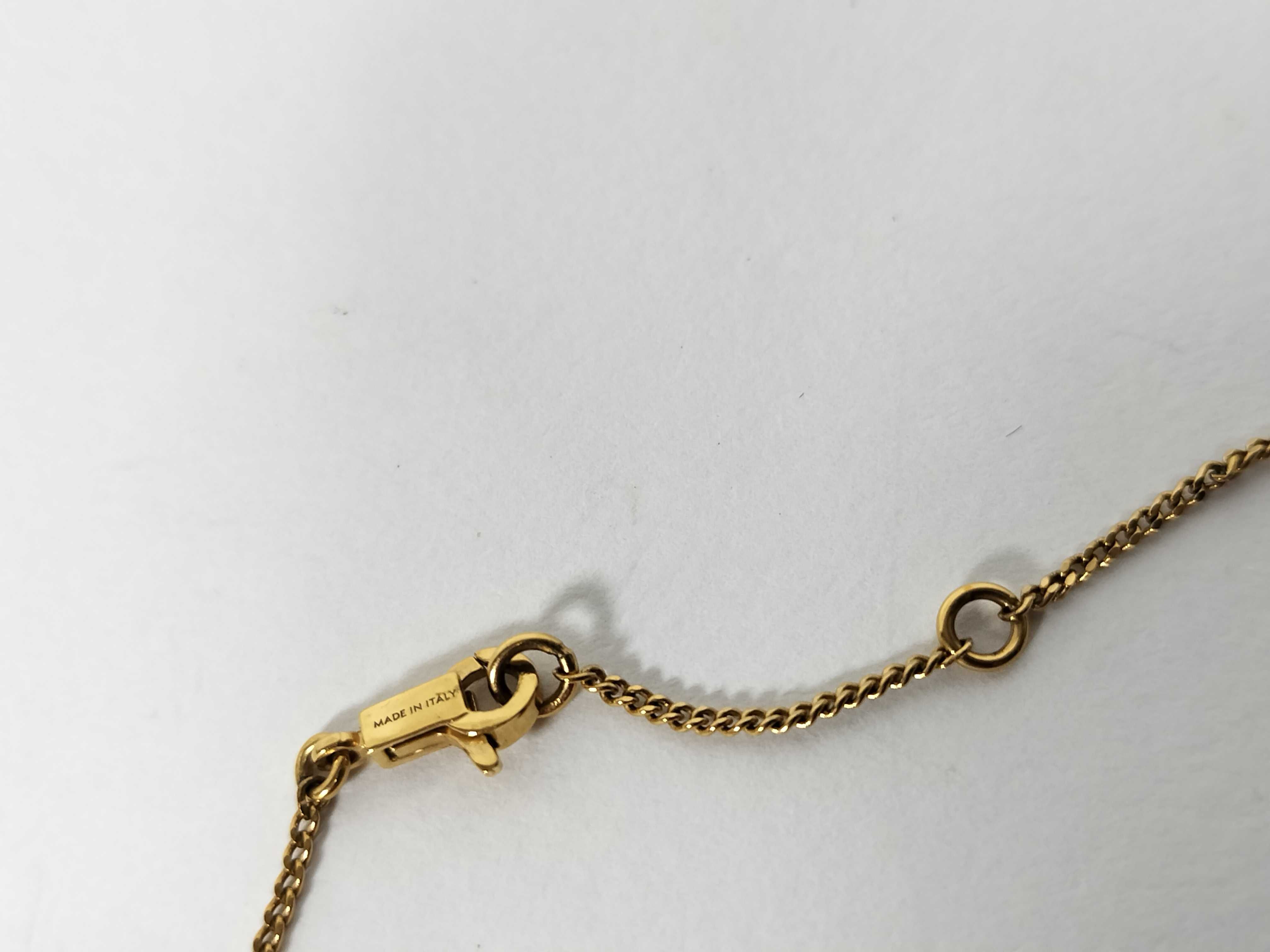logo plate necklace, gold color necklace — view 3