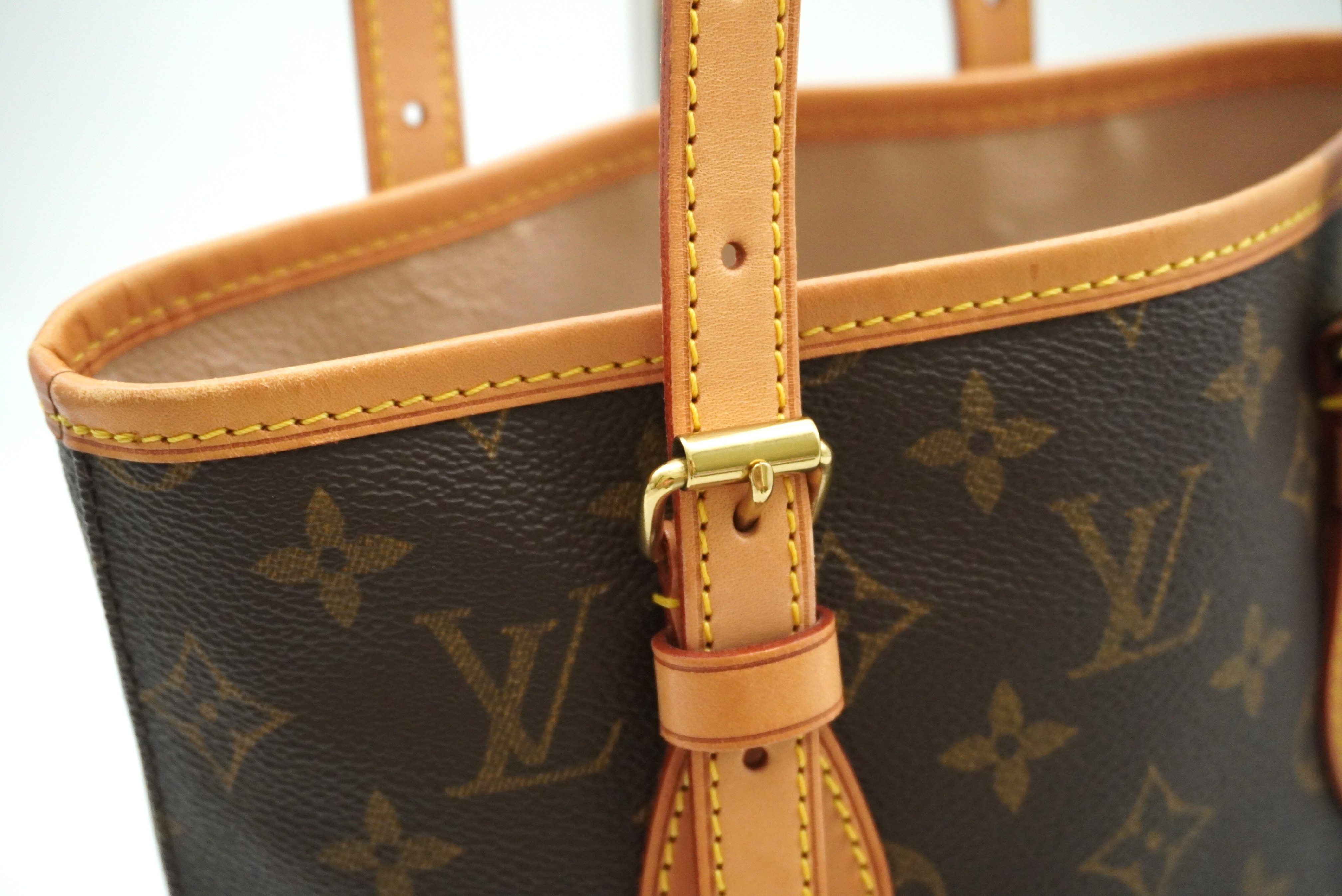 Monogram Bucket PM M42238 Tote Bag — view 11