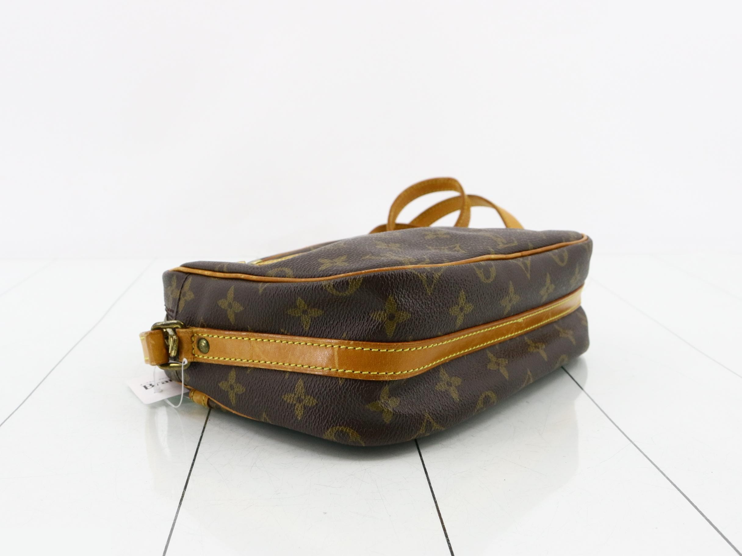 Blois Louis Vuitton Shoulder Bag Crossbody — view 5