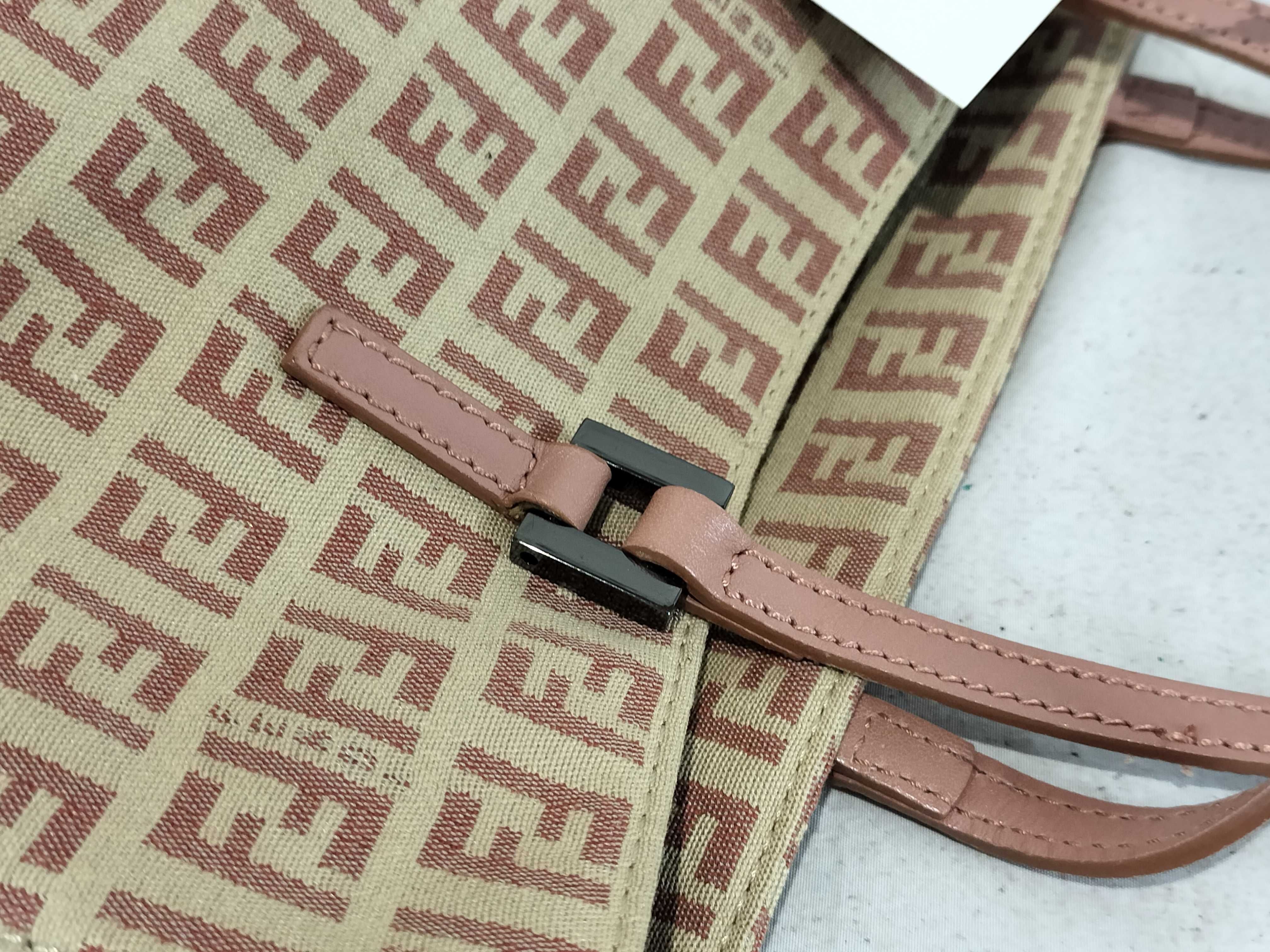 handbag — view 5
