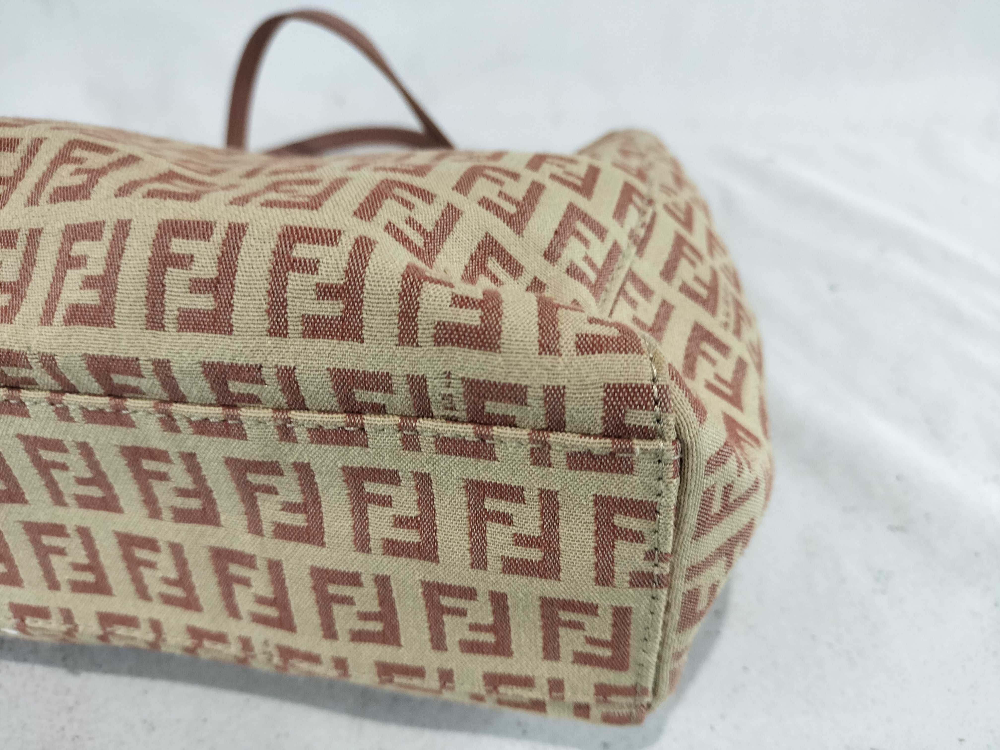 handbag — view 6