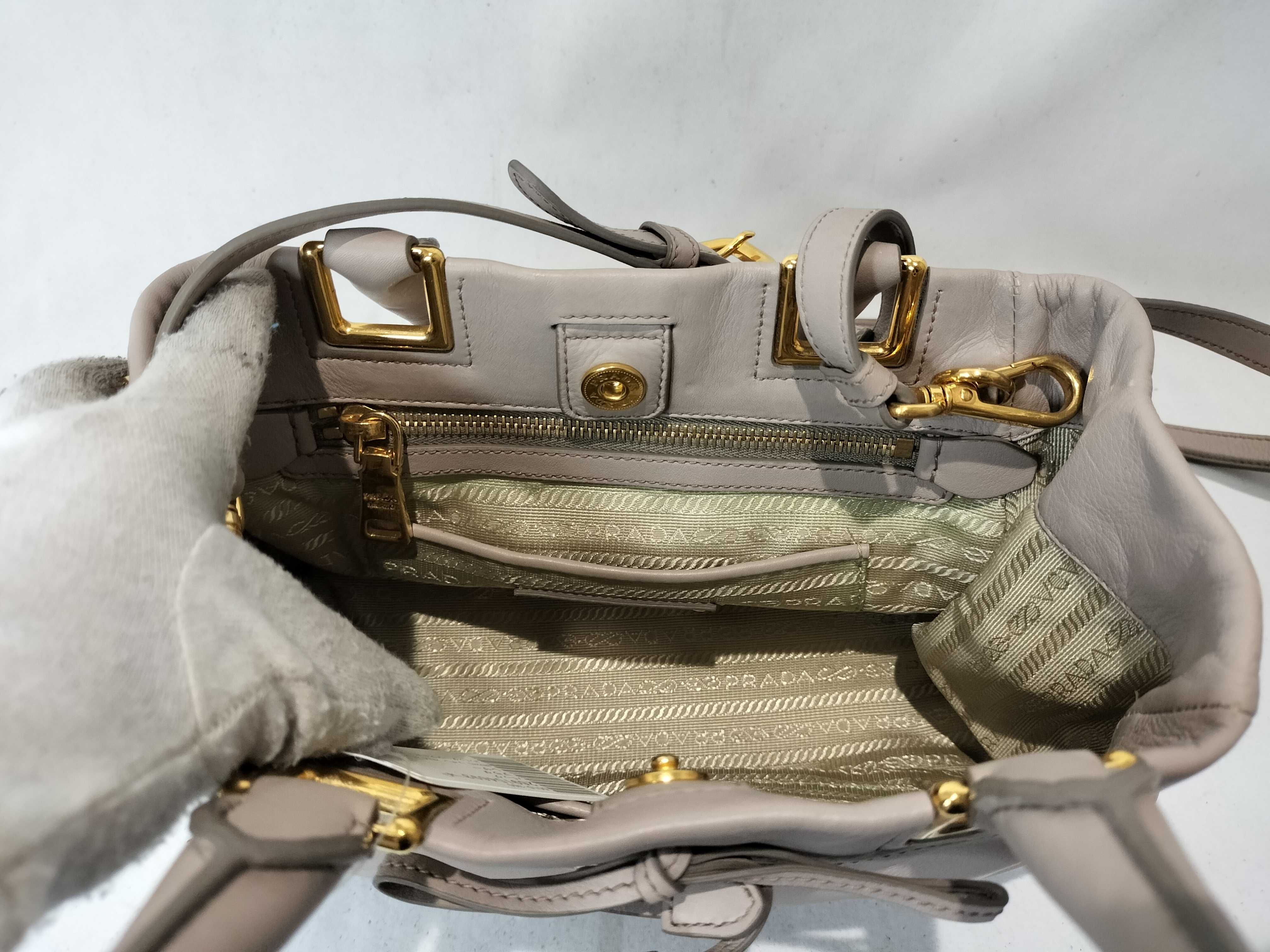 BN2245 Ribbon 2-Way Bag, Handbag, Soft Calfskin Shoulder Bag — view 9