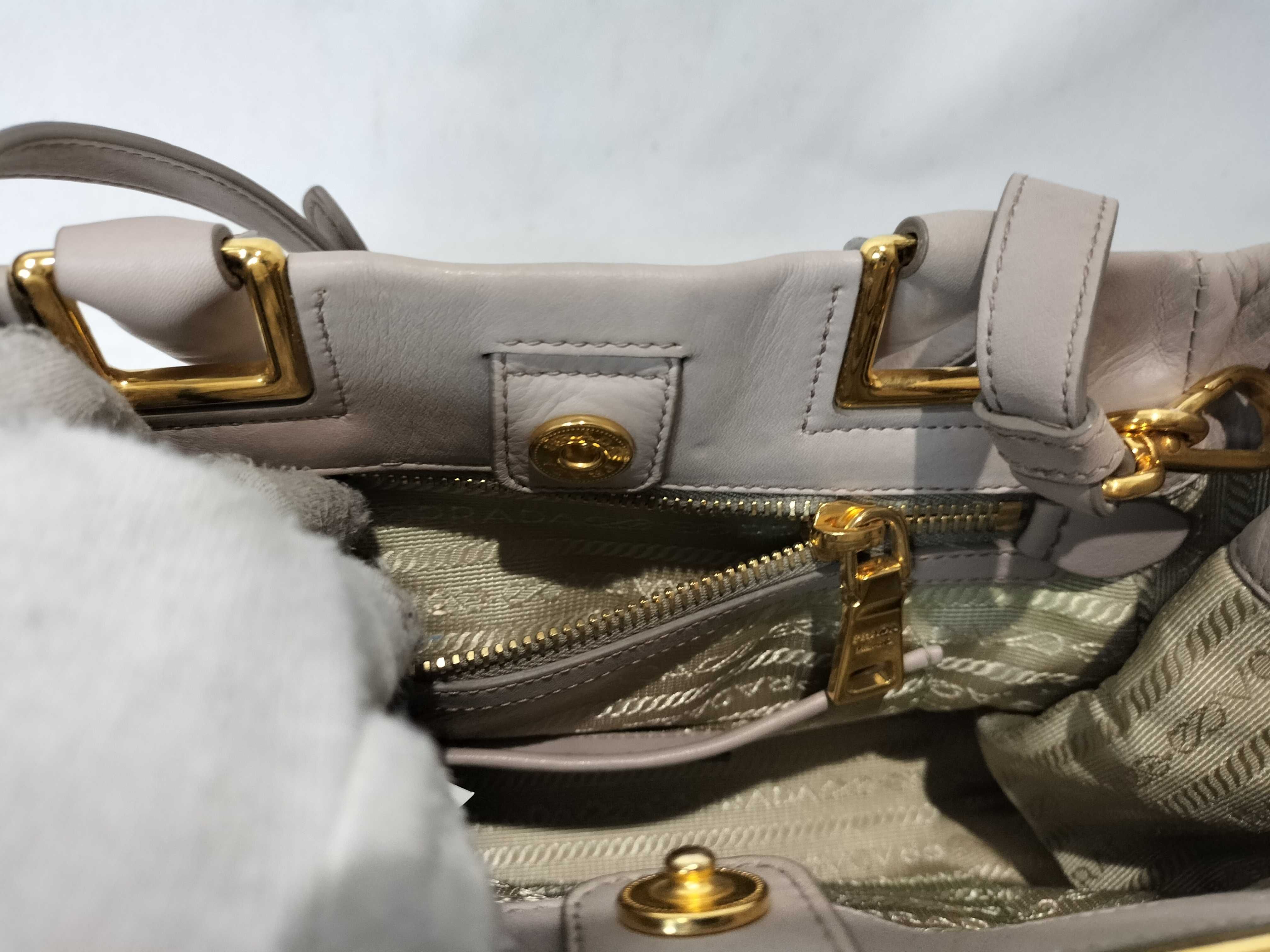 BN2245 Ribbon 2-Way Bag, Handbag, Soft Calfskin Shoulder Bag — view 10