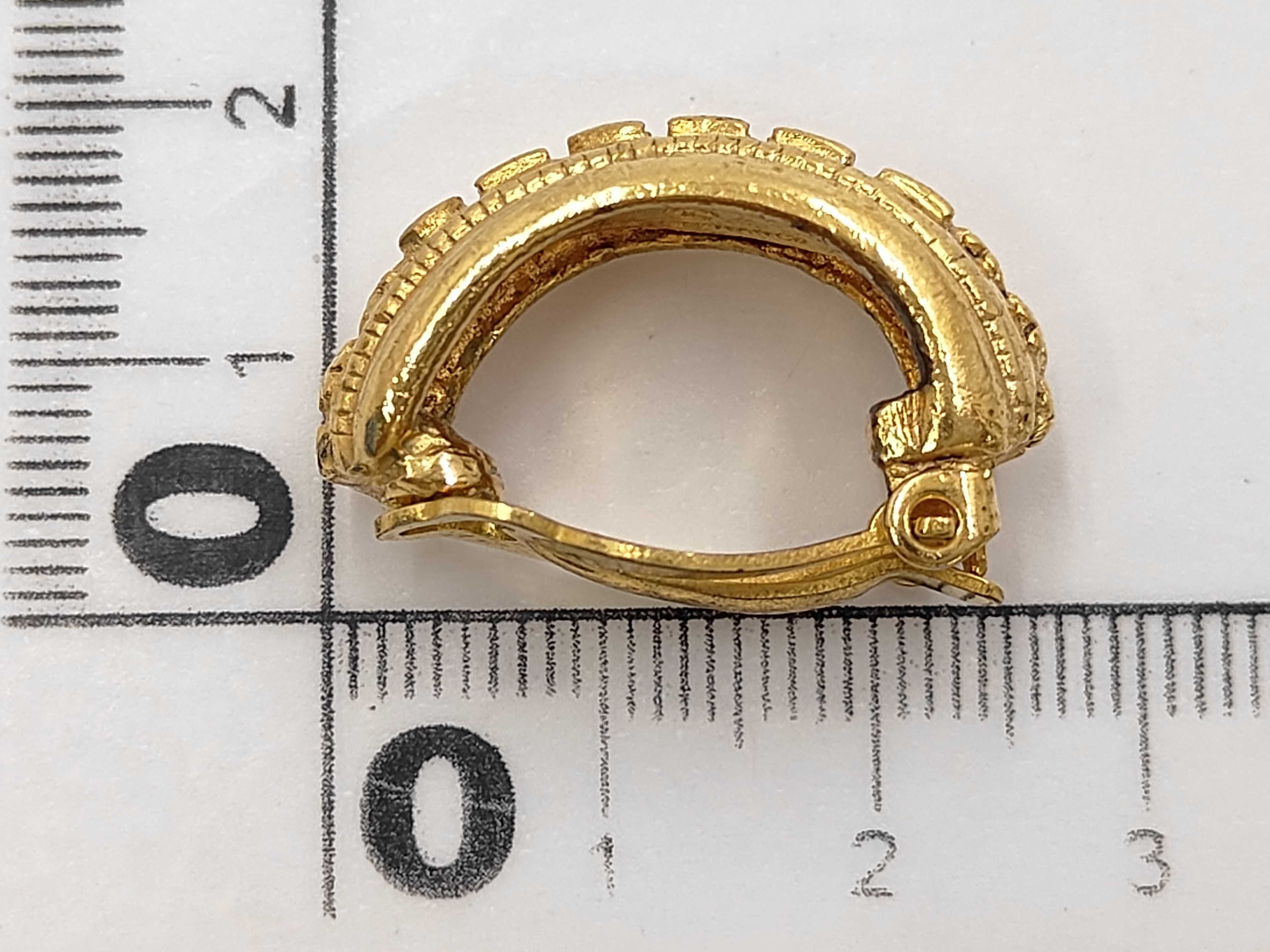 Earrings Logo Gold 90s Single Earring — view 3
