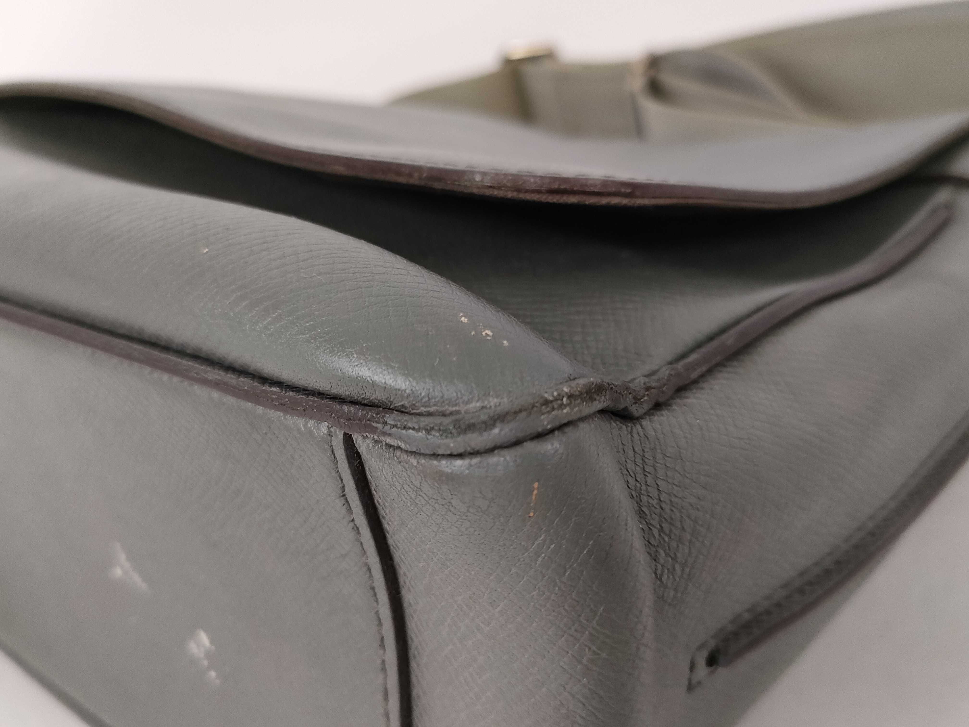 Taiga Louis Vuitton Messenger Bag Taiga Shoulder Bag — view 6