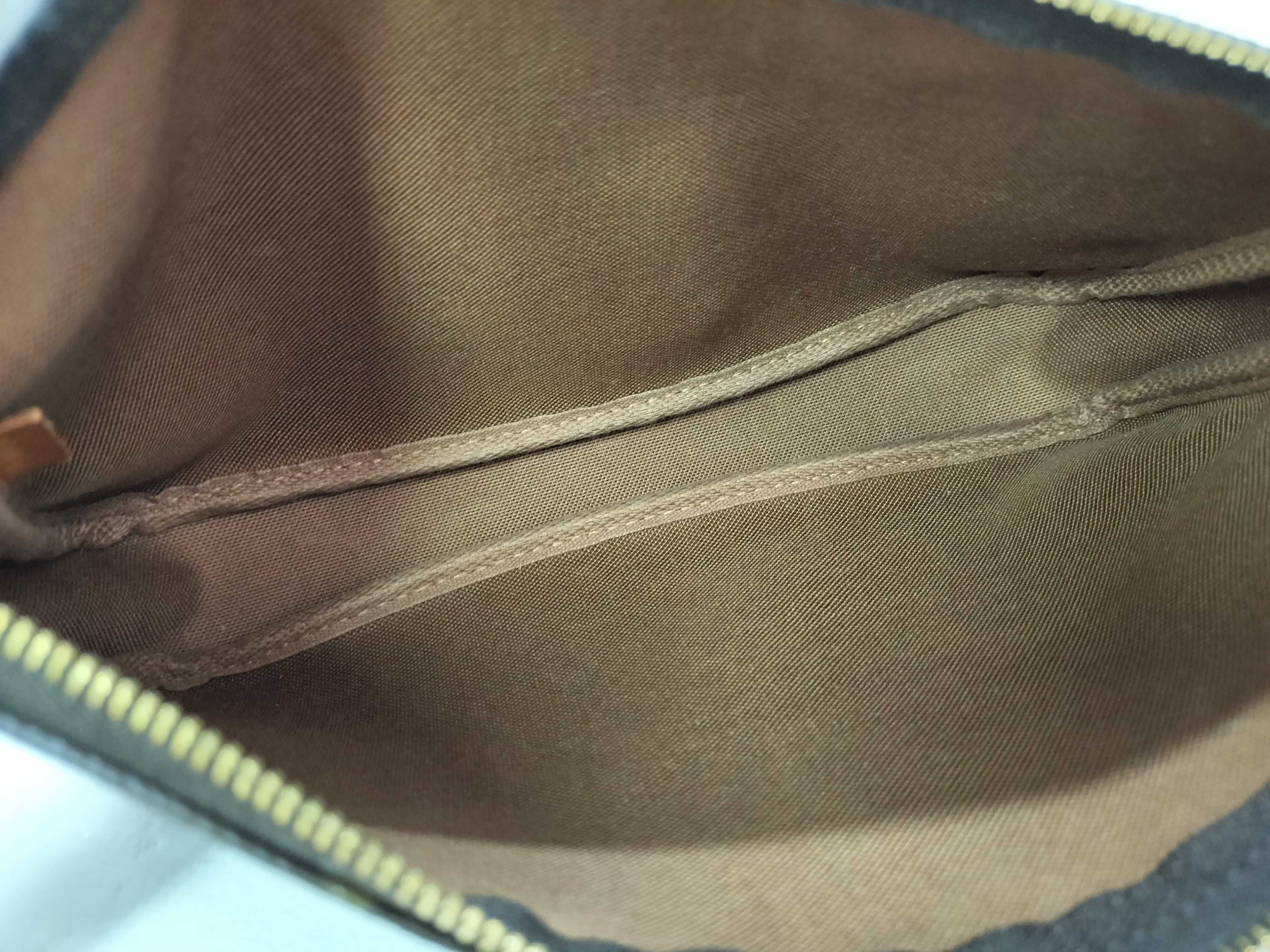 Monogram Louis Vuitton Pochette Accessoire Storage Bag Included Long Shoulder M51980 VI0020 Pouch — view 8
