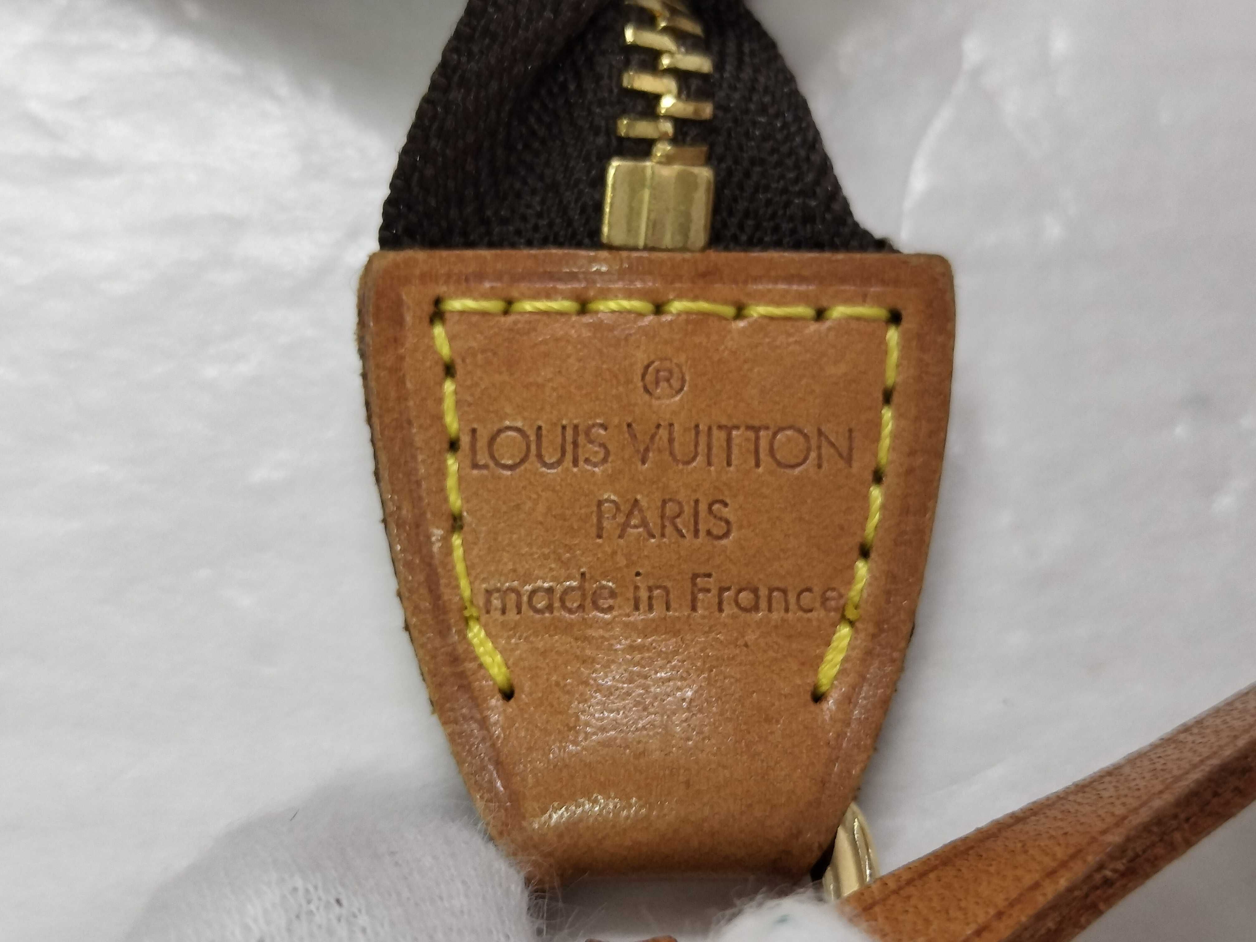 Monogram Louis Vuitton Pochette Accessoire Storage Bag Included Long Shoulder M51980 VI0020 Pouch — view 9