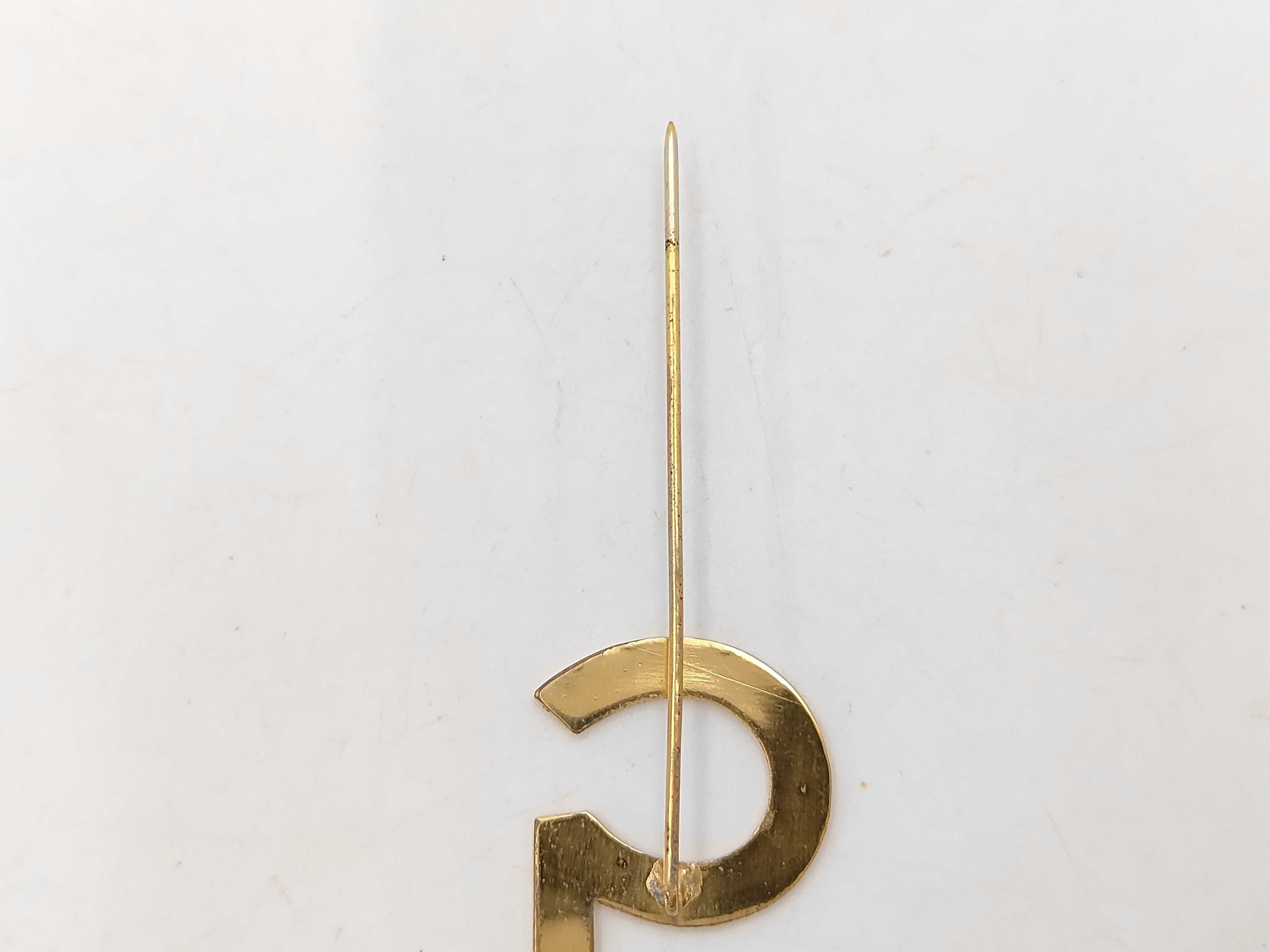 CC brooch — view 3