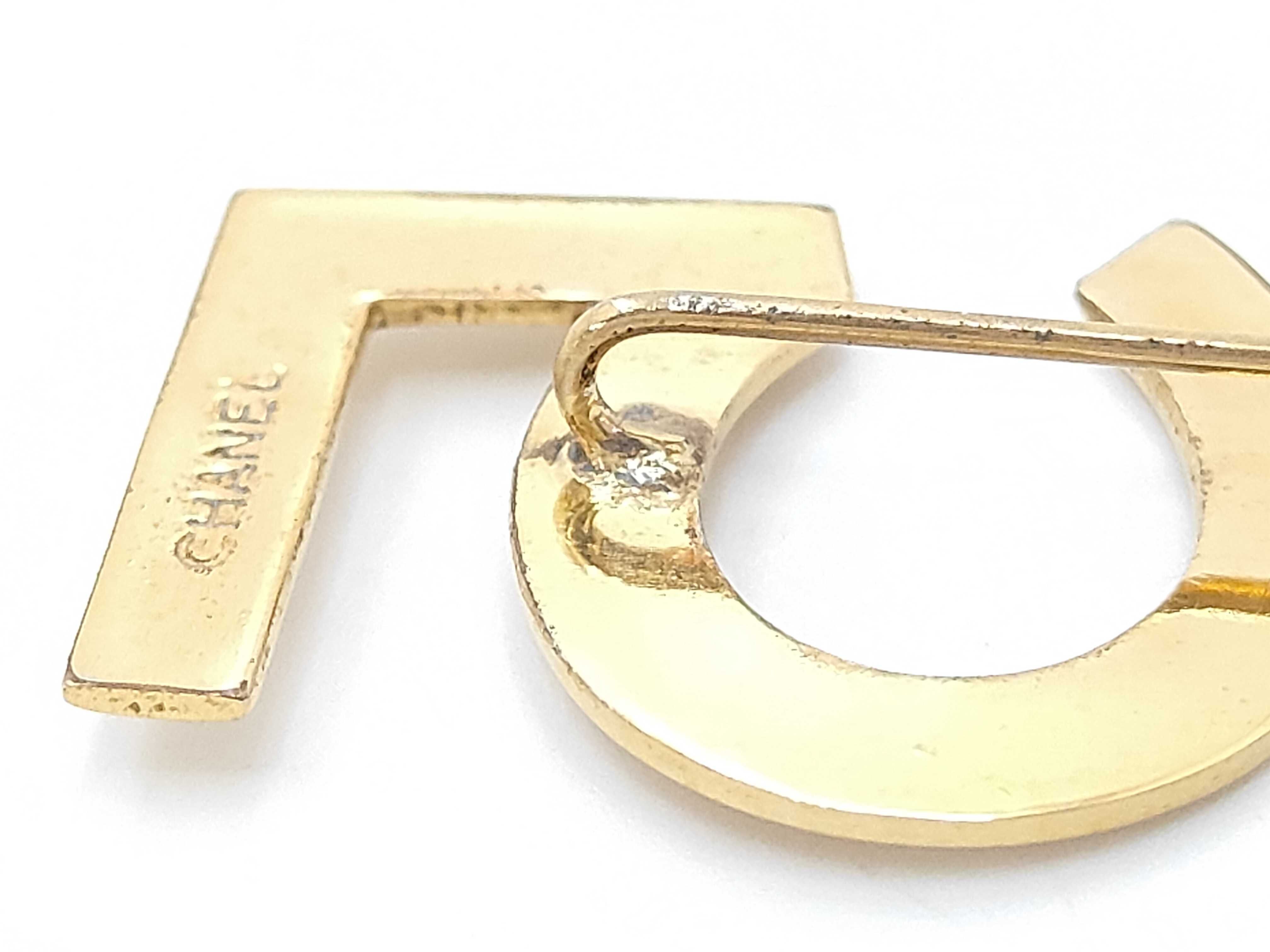 CC brooch — view 5