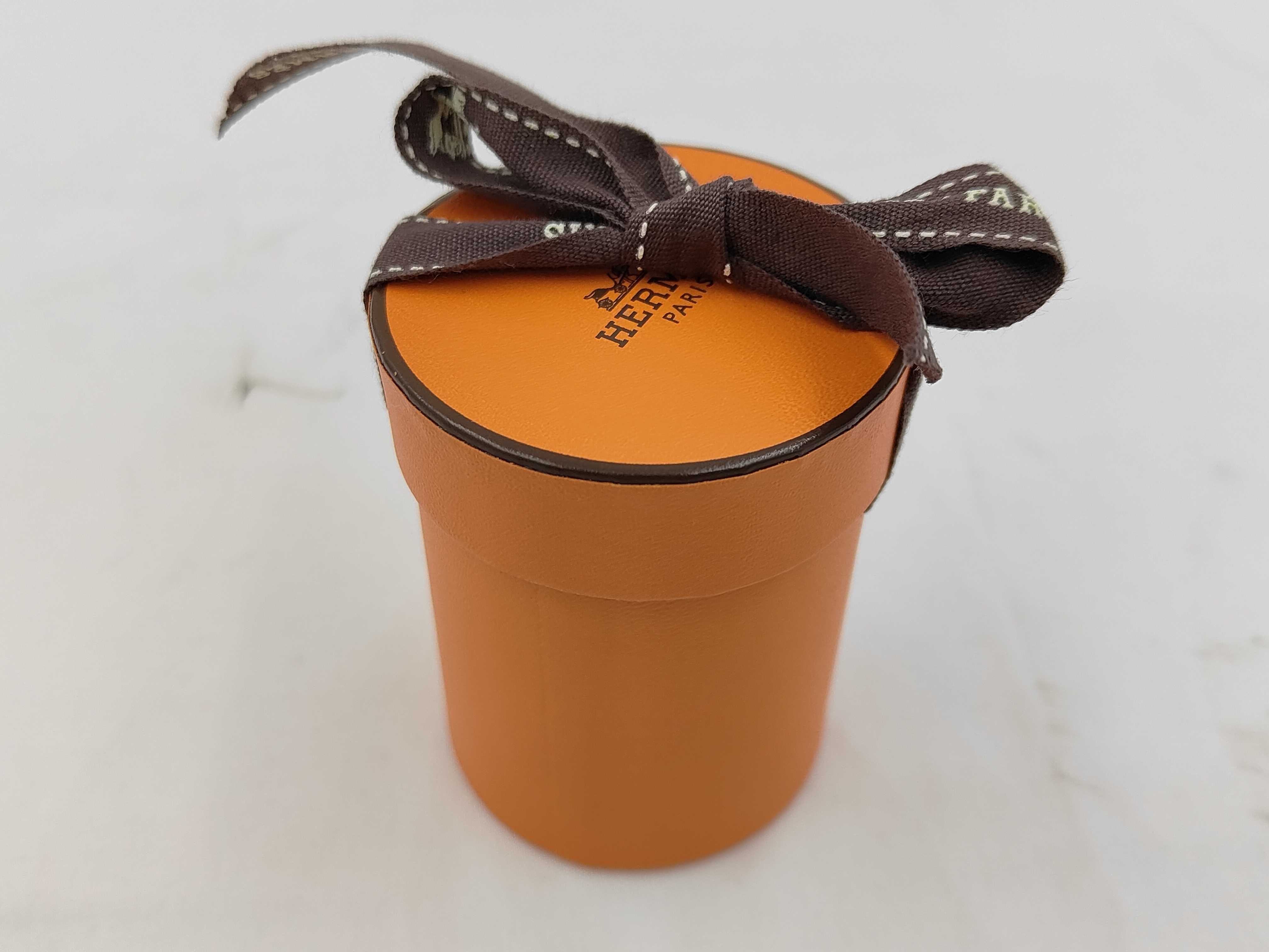 Twilly with tag and other accessories — view 10