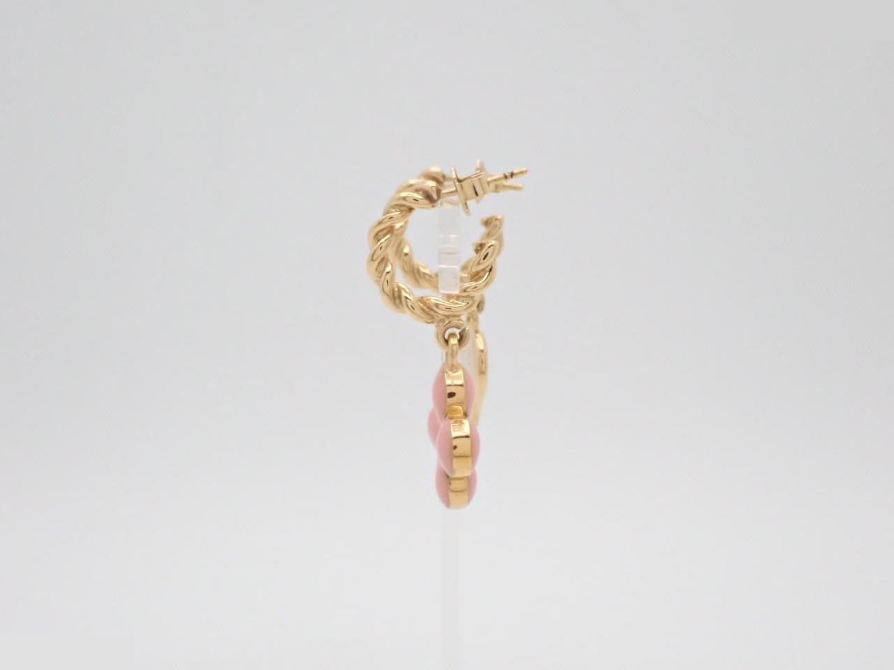 gold — view 3