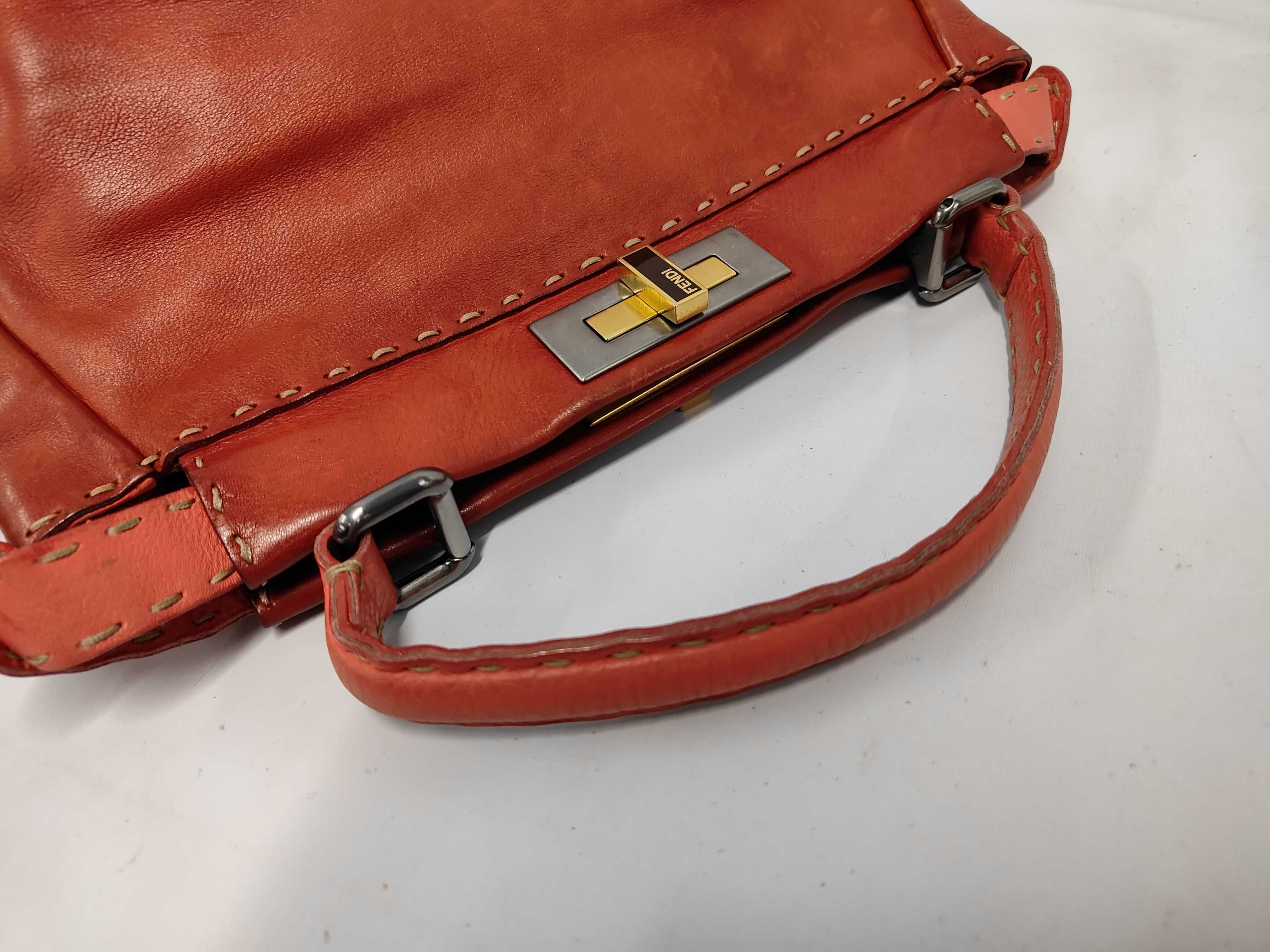 Peekaboo Bag with Strap - Handbag — view 5