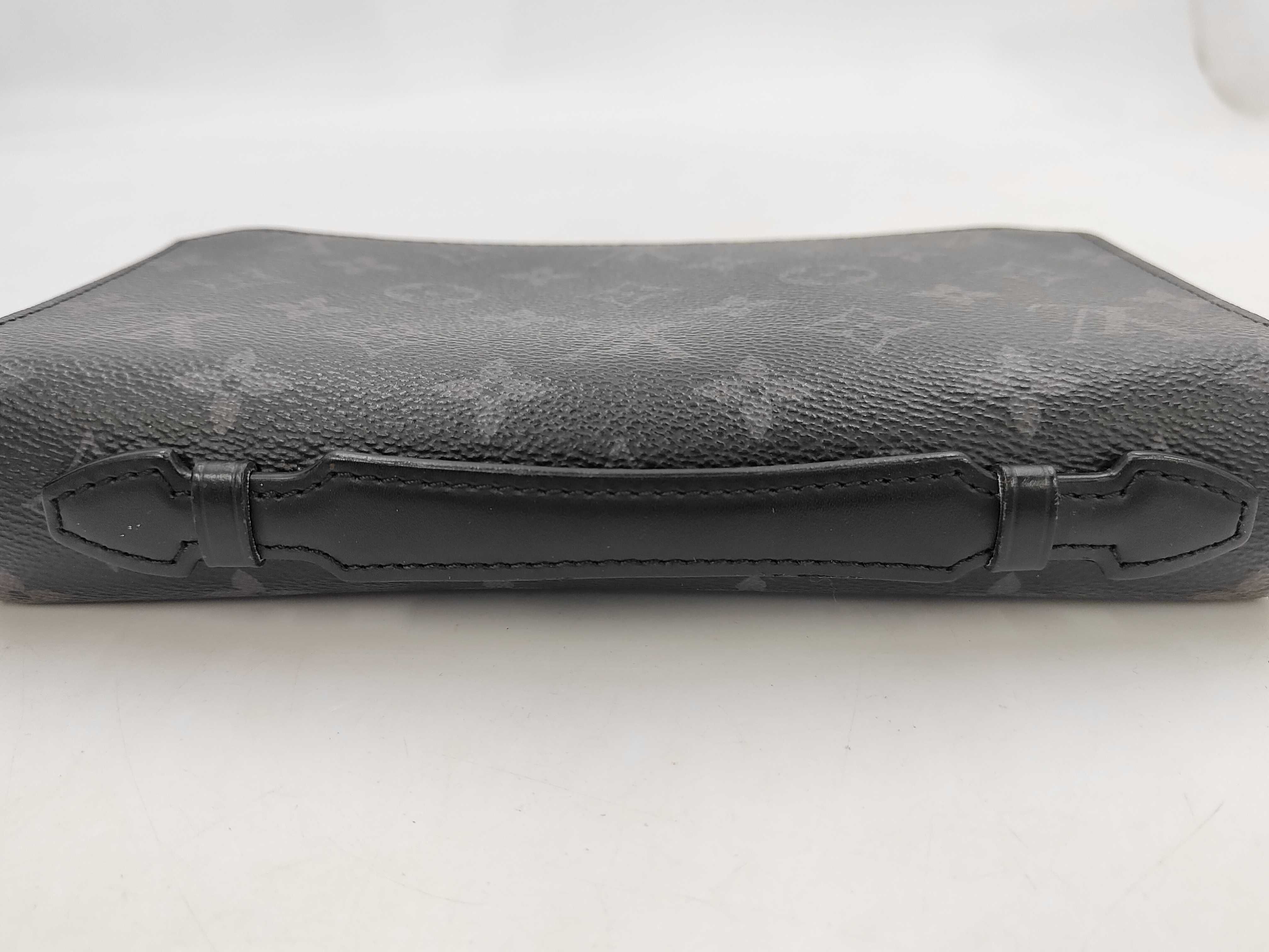 M61698 Zippy XL Wallet — view 5
