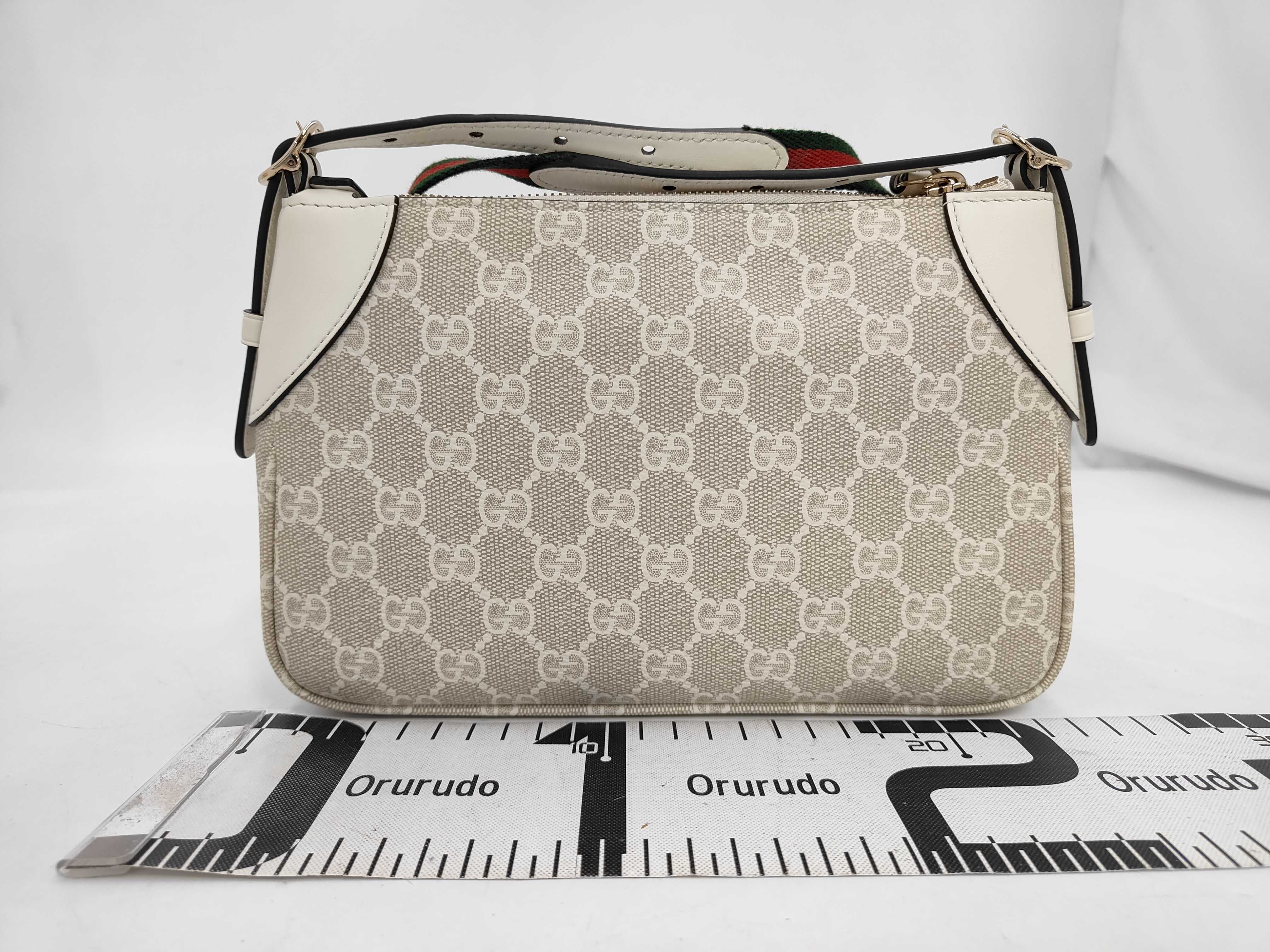 unused, stored item, model number 815218, GG Supreme shoulder bag with two straps. — view 2
