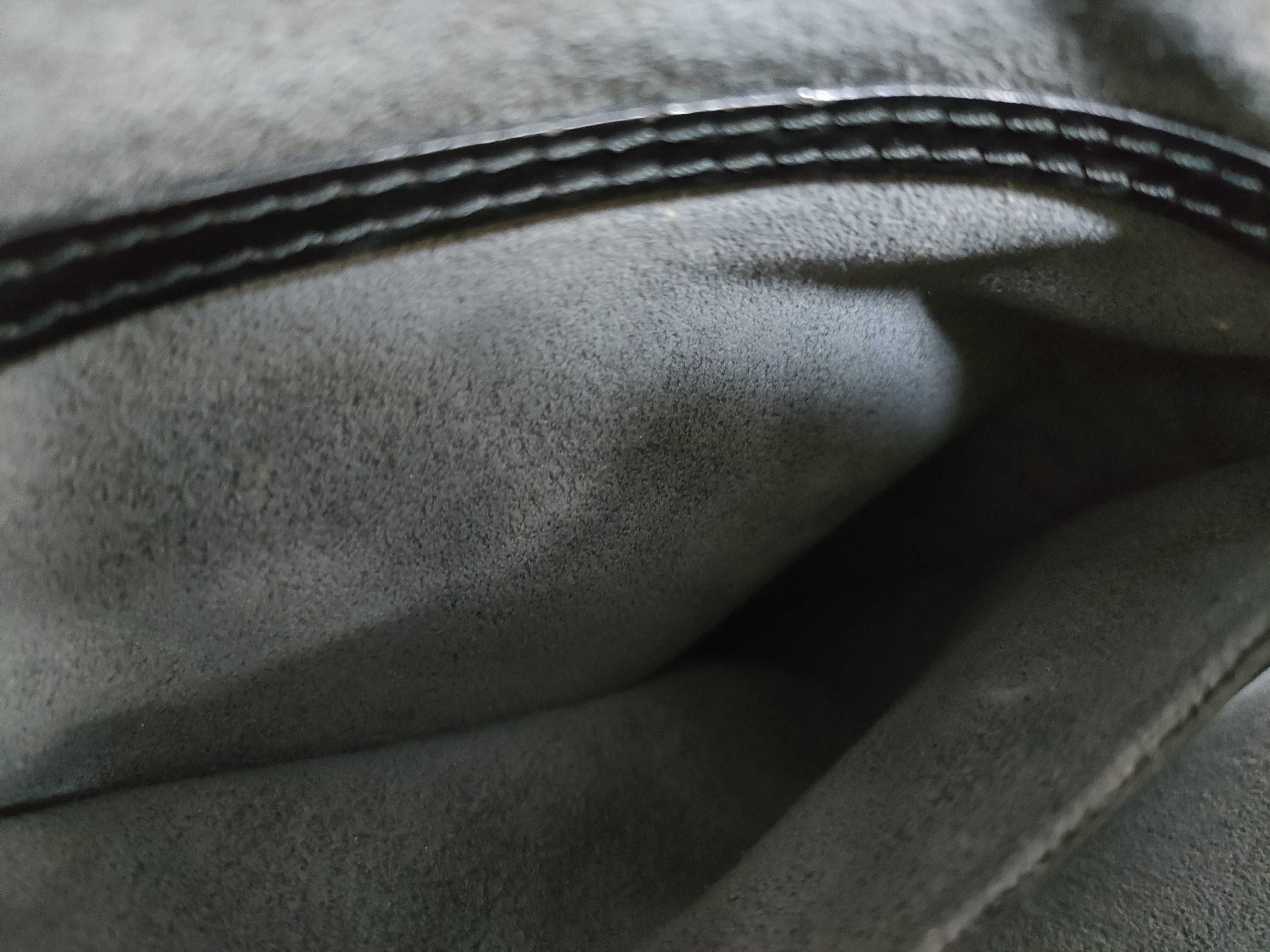 Epi Leather Backpack (Noir) — view 12