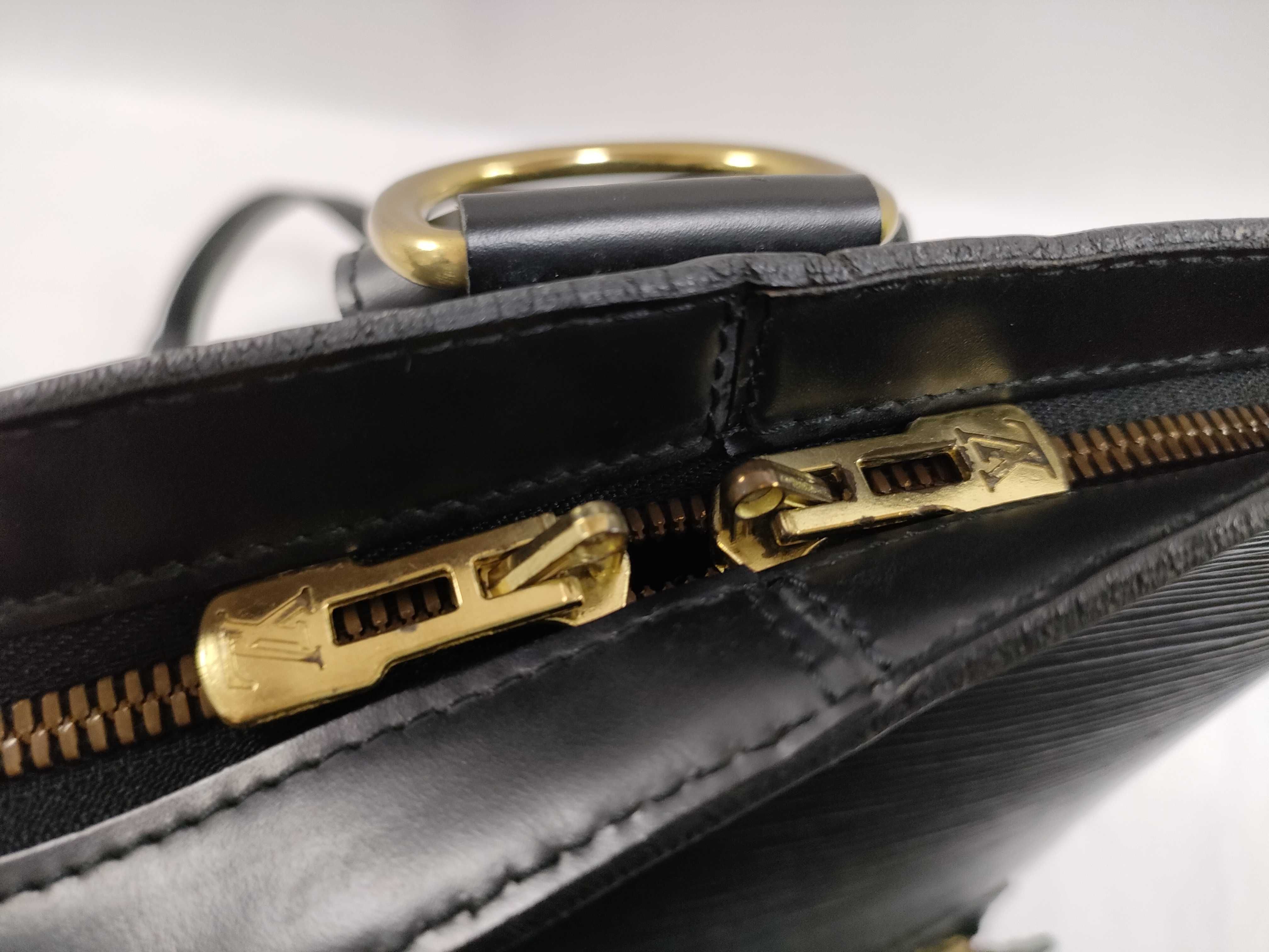Epi Leather Backpack (Noir) — view 9