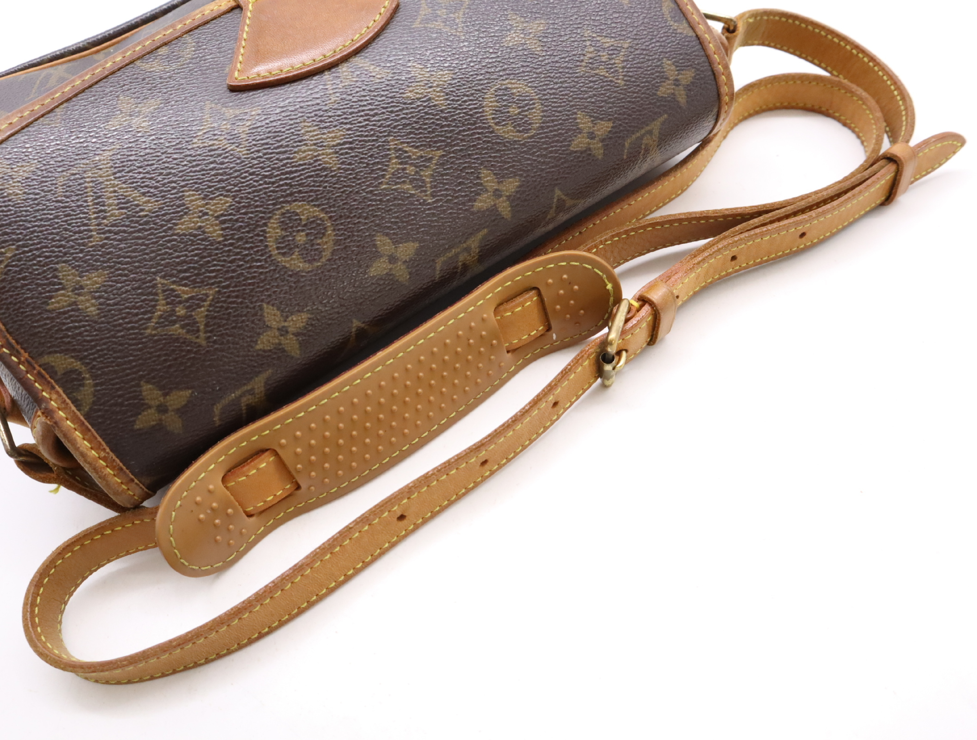 M42250 Monogram Sologne Shoulder Bag — view 10