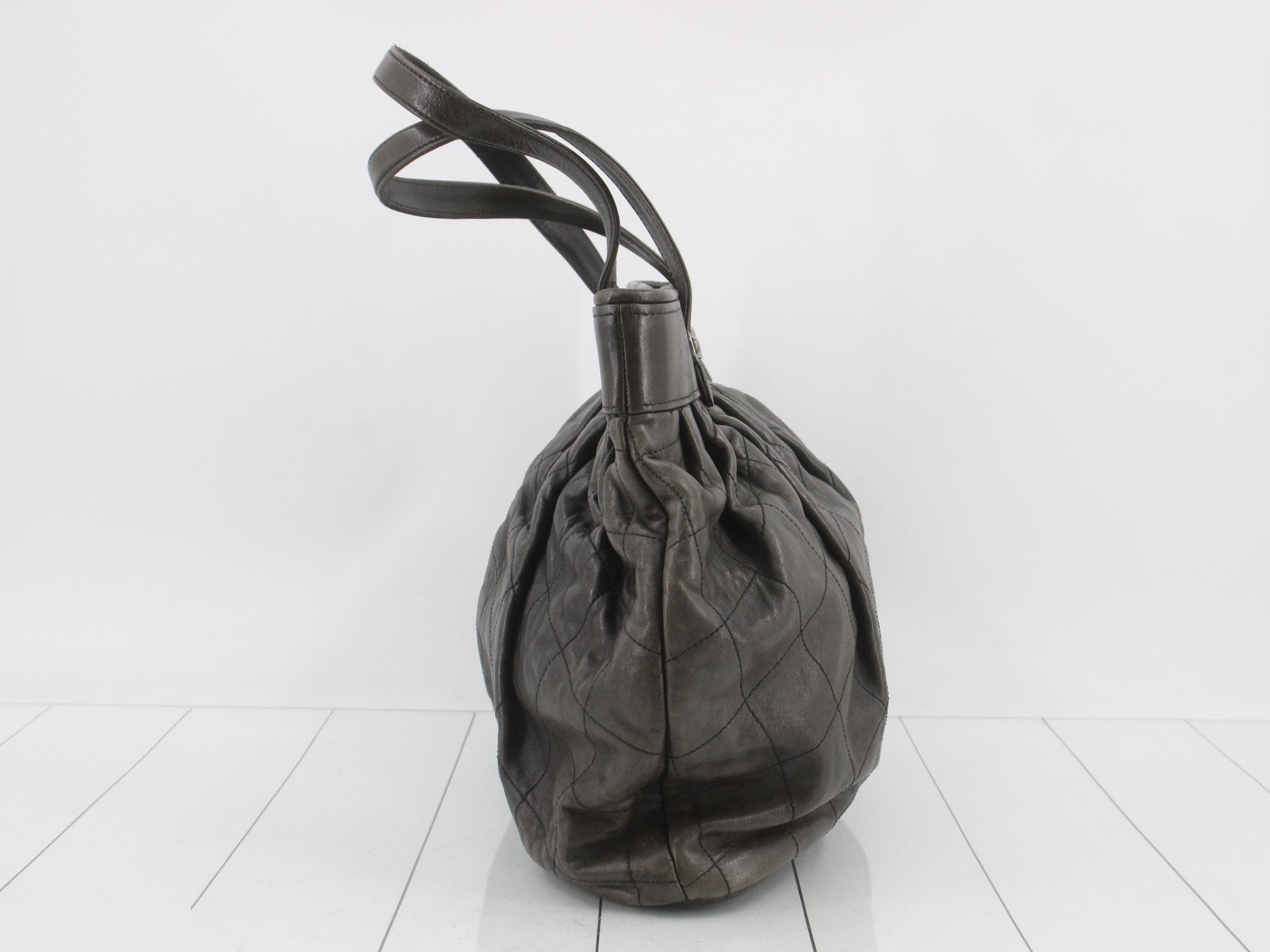 Matelassé Vintage Leather Tote Bag — view 3