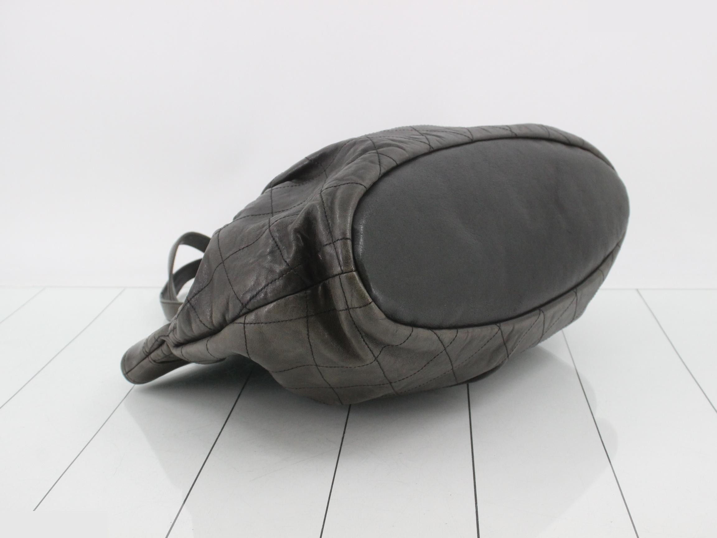 Matelassé Vintage Leather Tote Bag — view 5