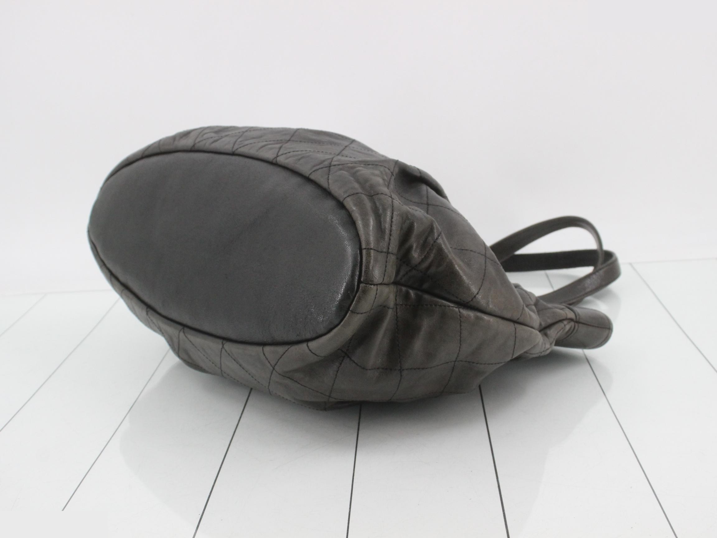 Matelassé Vintage Leather Tote Bag — view 6