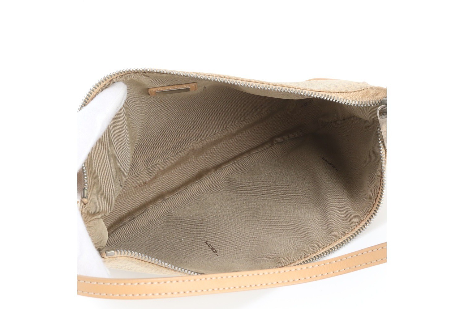 FF Zucchino Leather Shoulder Bag, Shoulder Bag, Accessory Pouch — view 7