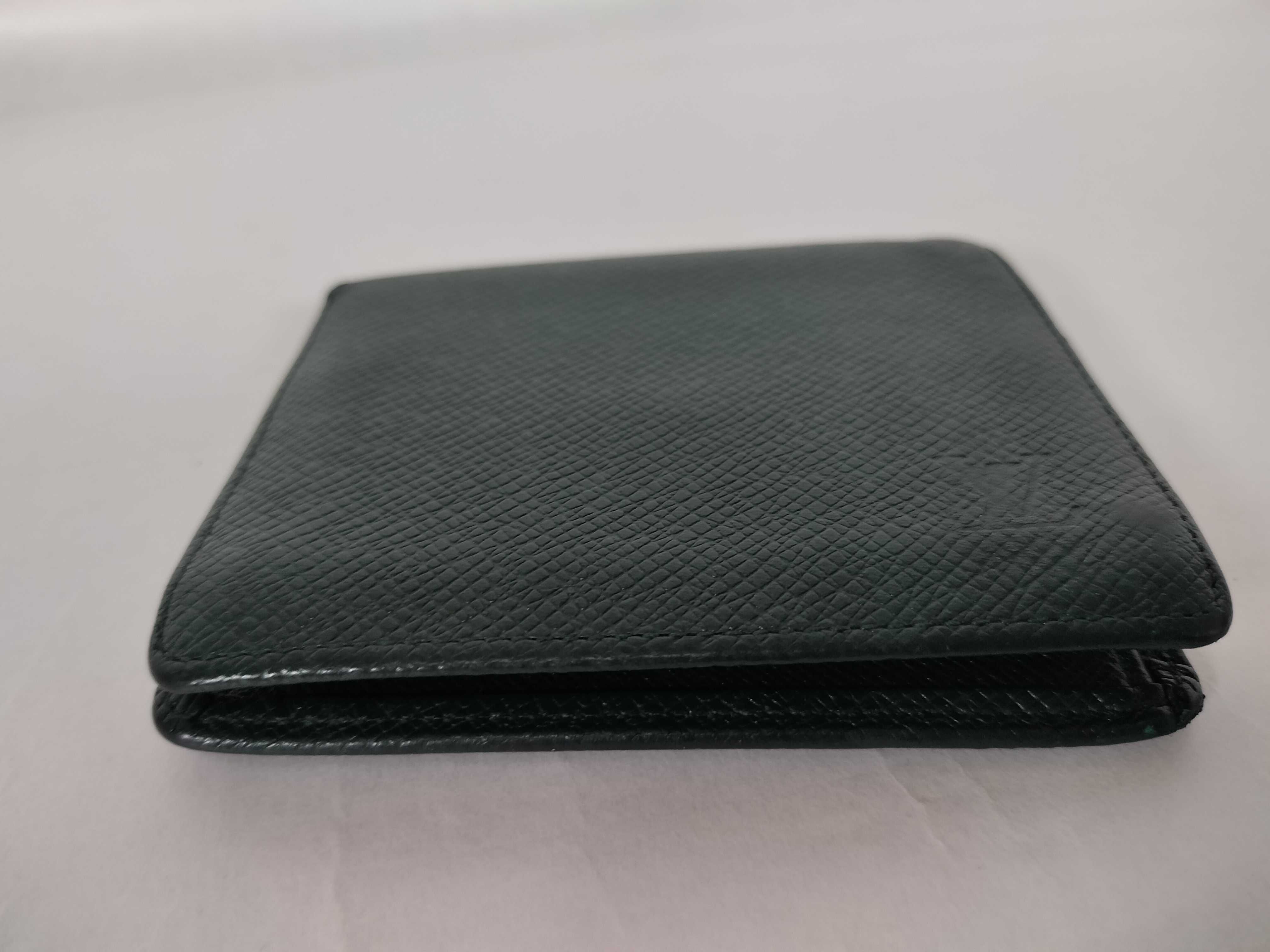Taiga Leather Compact Wallet (Serial Number) — view 5