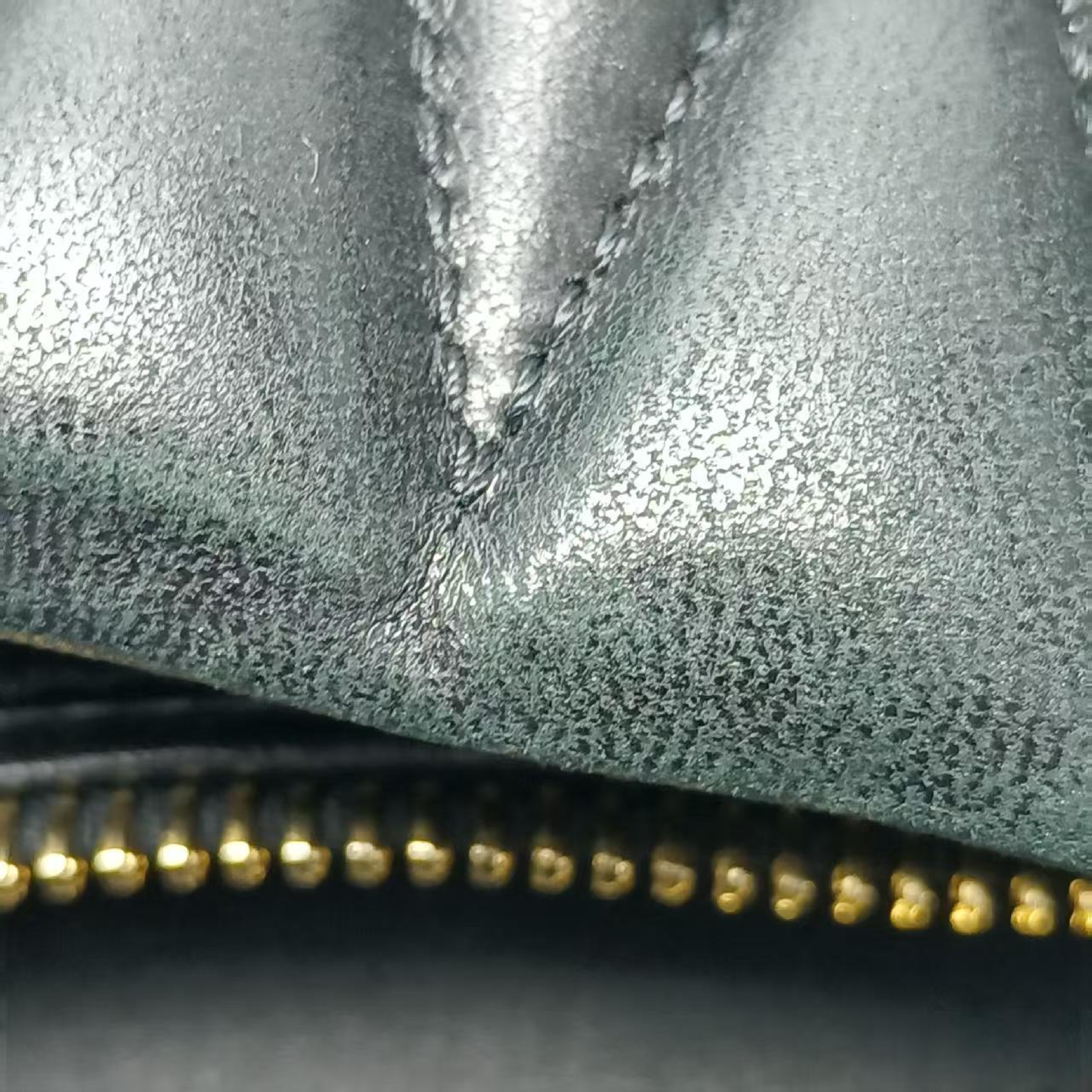 other line sheepskin handbag — view 15